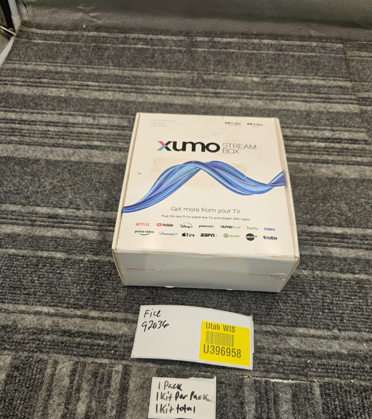 Xumo ESST11AEI Stream Box 4K UHD Streaming Device Dolby Vision & Audio
