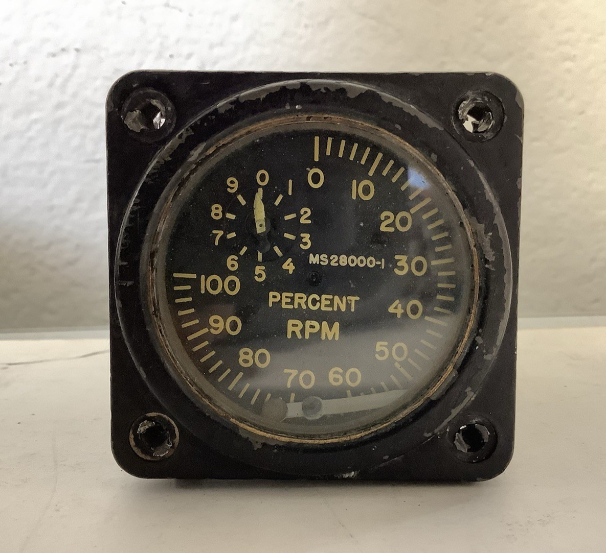 General Electric MS28000-1 turbine percent tachometer Indicator 8DJ43AAM
