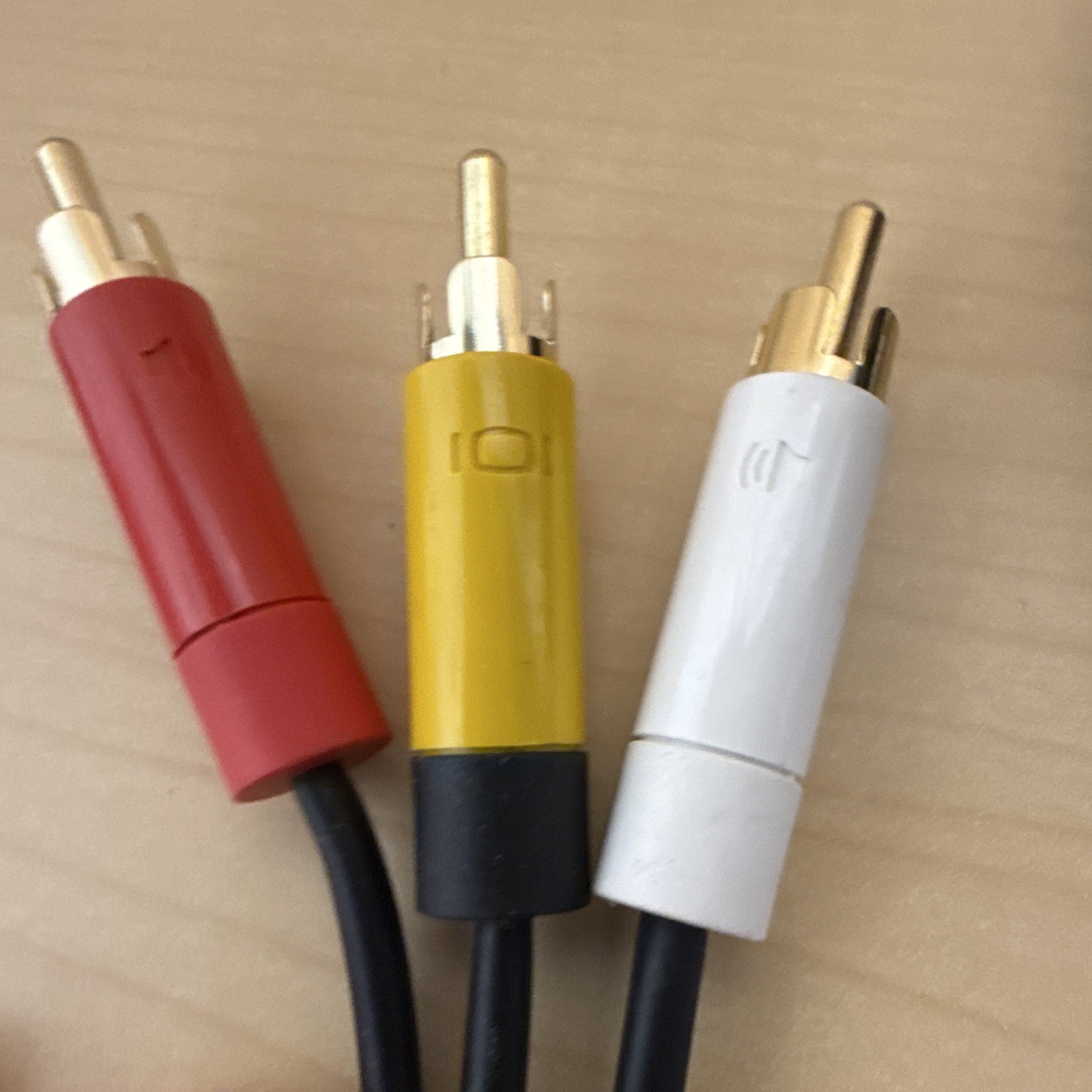 Microsoft Xbox 360 Composite RCA AV Cable 6ft Red/White/Yellow