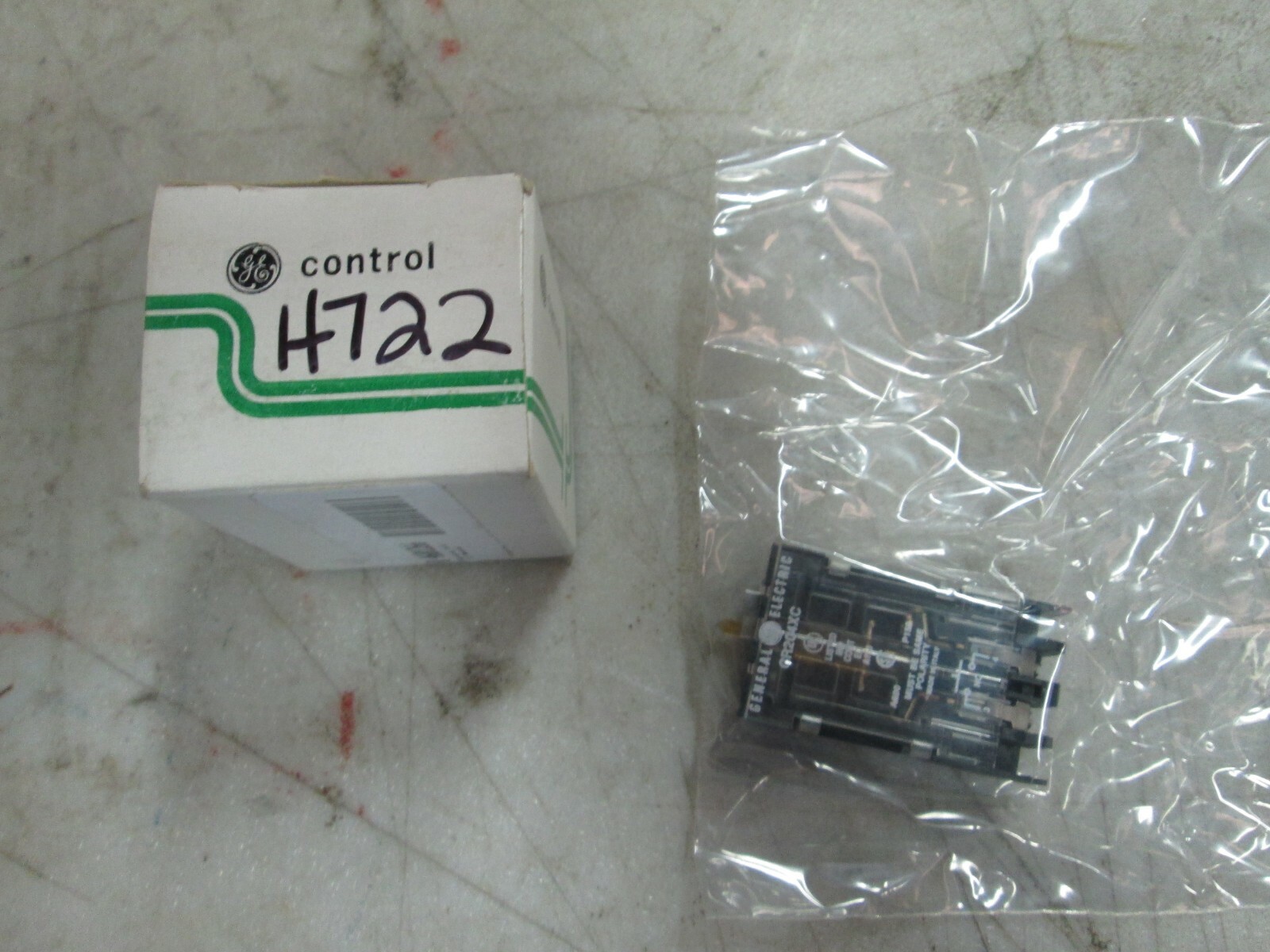General Electric Contact Block CR204XCP1 1 NO Contact Screw Clamp (NIB)