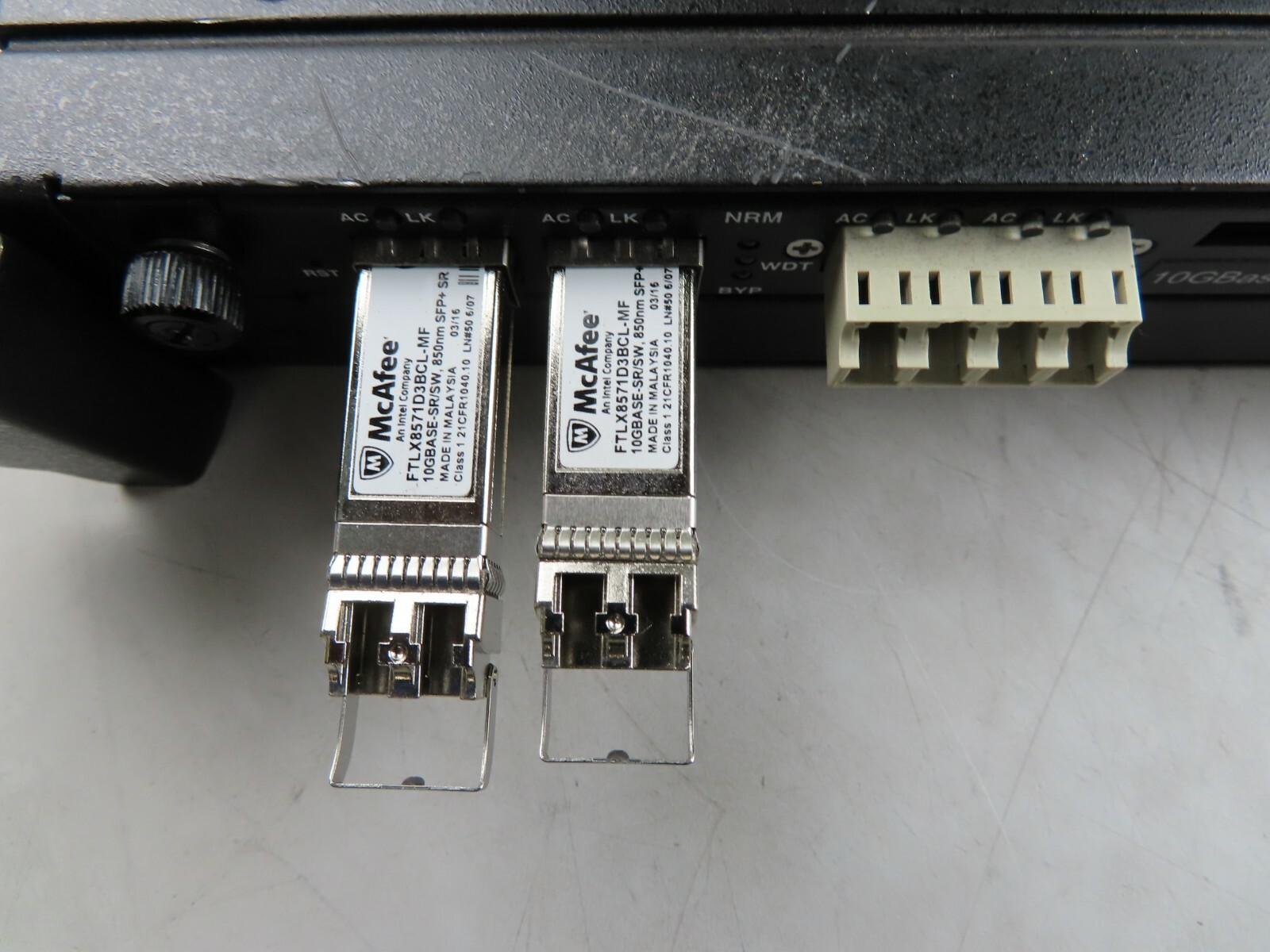McAfee IAC-AFOCH-KT2 Active Fail-open Chassis Modular Expansion Base