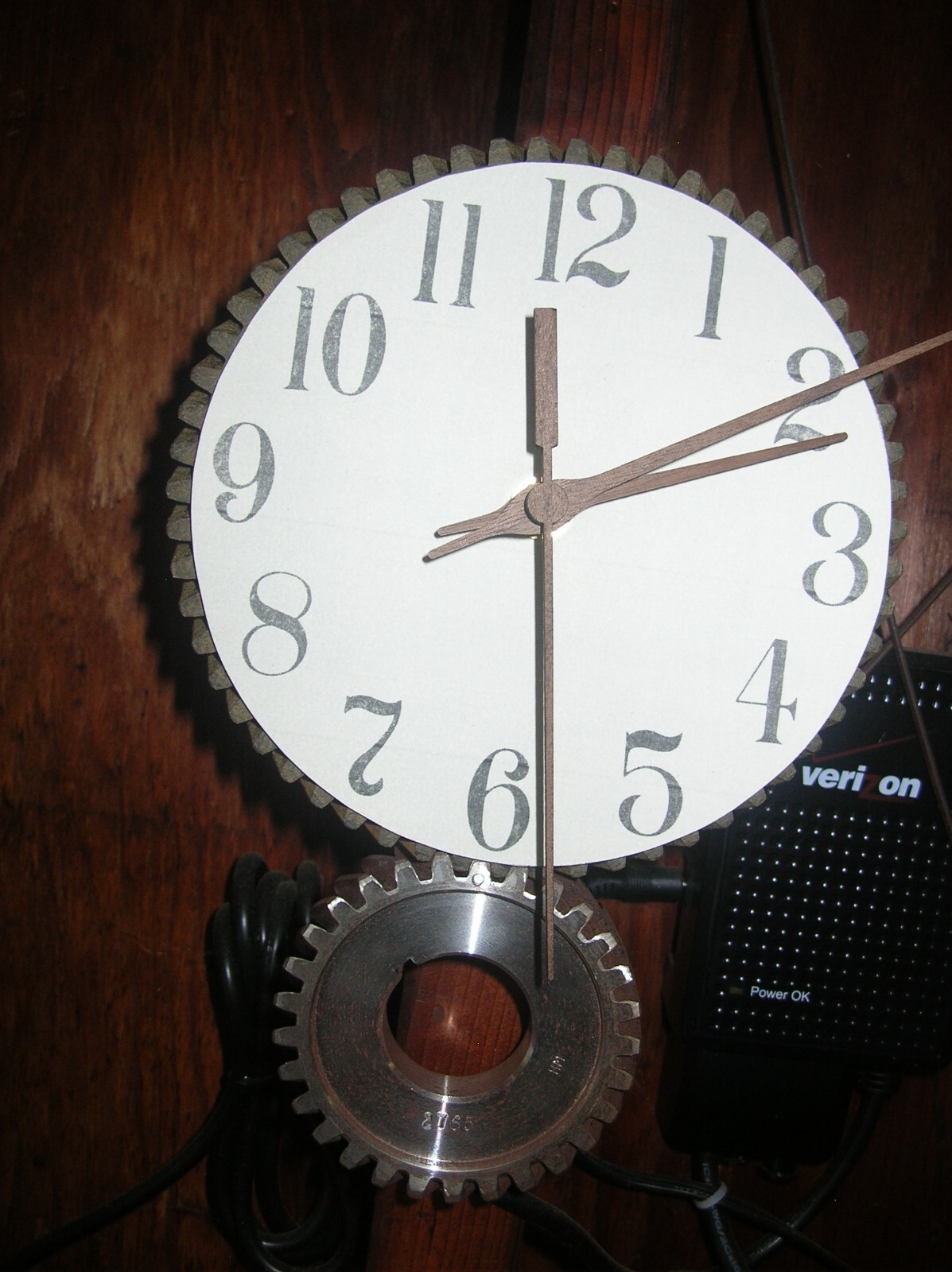 TRUCK CAR MOTOR TIMING GEAR CLOCK INDUSTRIAL ARTS MAN CAVE GARAGE WALL TIMEPIECE