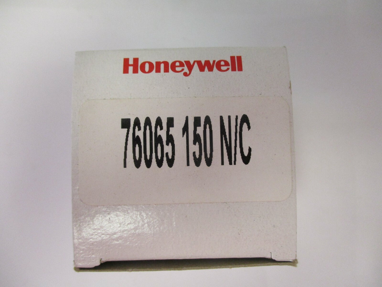 HONEYWELL PRESSURE SWITCH 6/12/24 150PSI, P/N 76065 150 NC, 2 TERMINALS