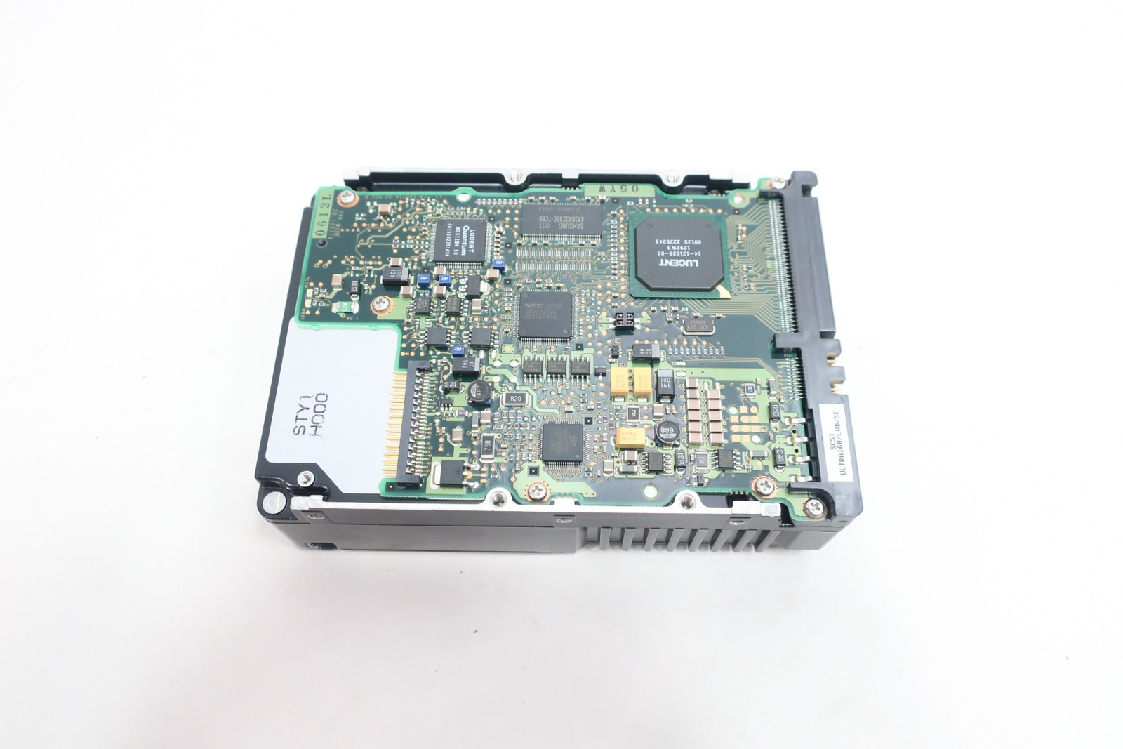 Quantum TY73L011 Hard Disk Drive 73.4gb