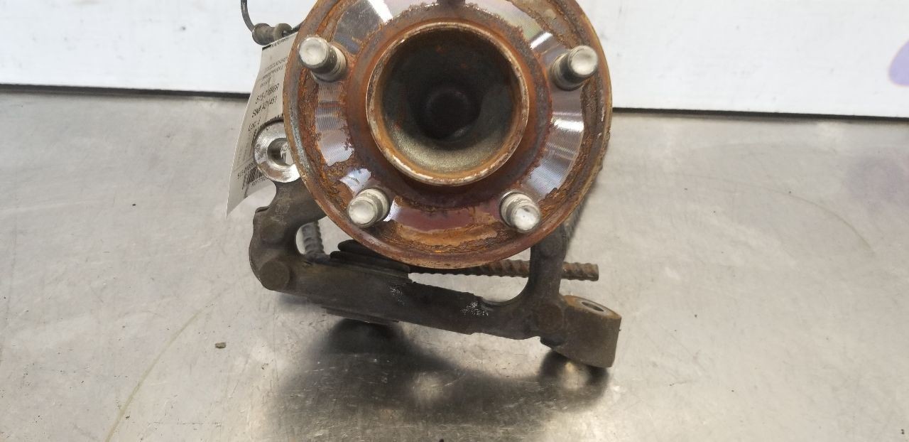 16 DODGE CHALLENGER SRT 6.4L SPINDLE KNUCKLE FRONT RIGHT PASSENGER