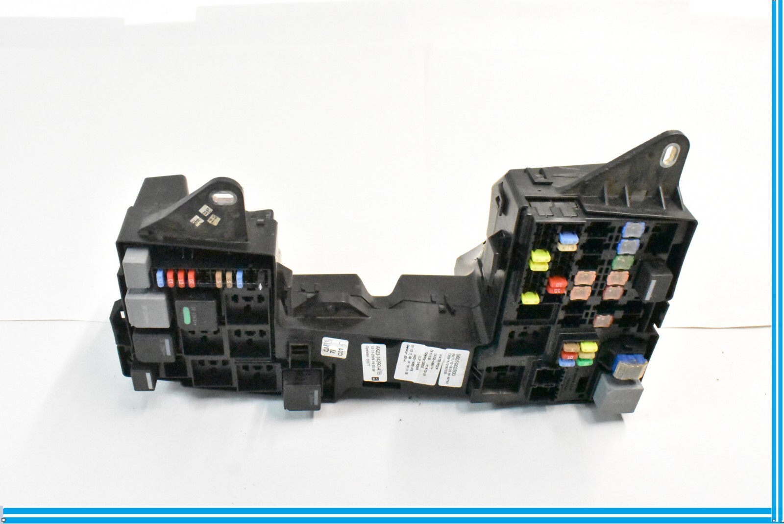 2009 2010 2011 JAGUAR XF 4.2 MOTOR FRONT FUSE BOX AX23-14290-ATB OEM