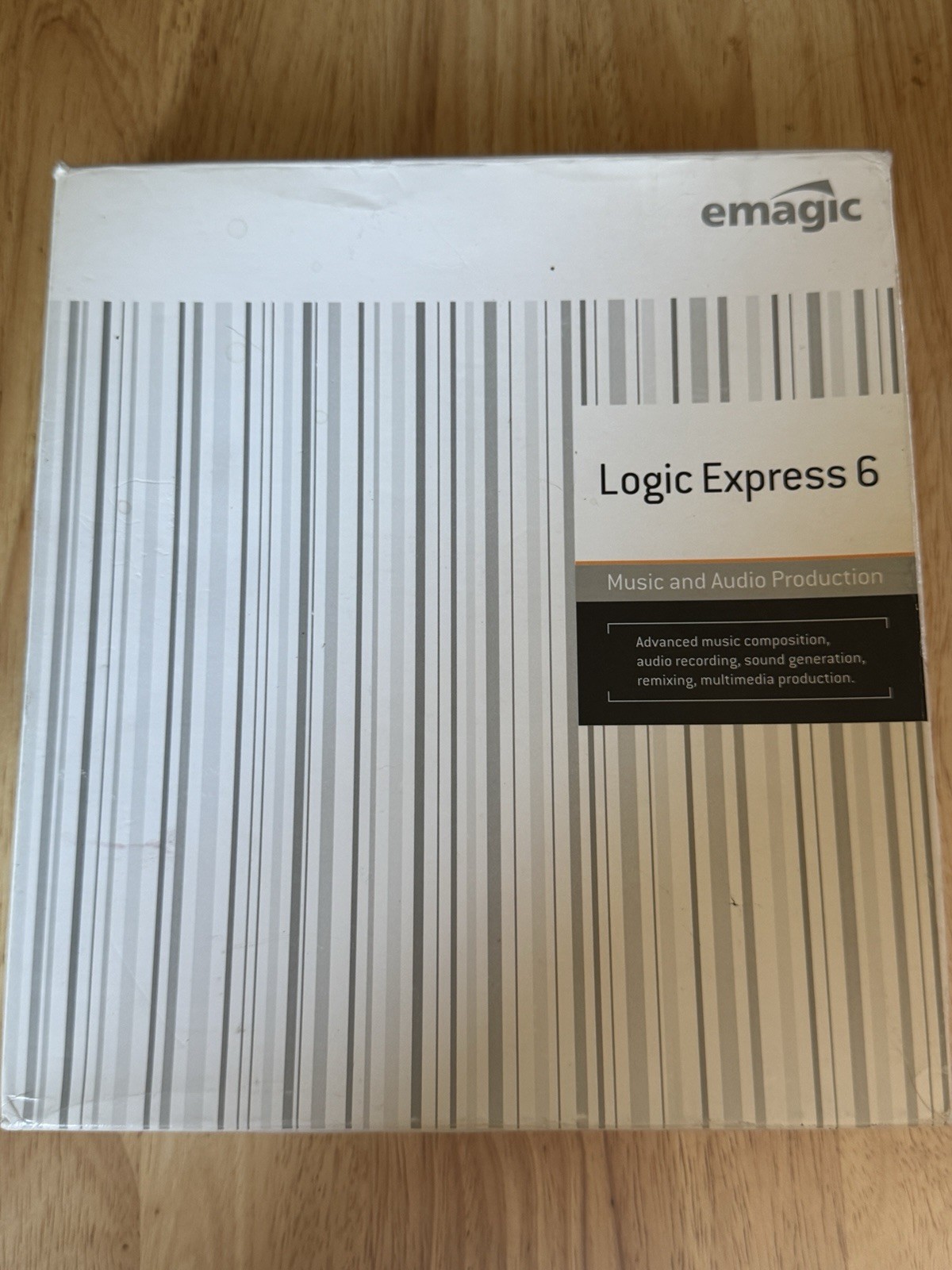 Emagic Logic Express 6 Daw Software for Mac Cd Rom with USB Key Complete In Box