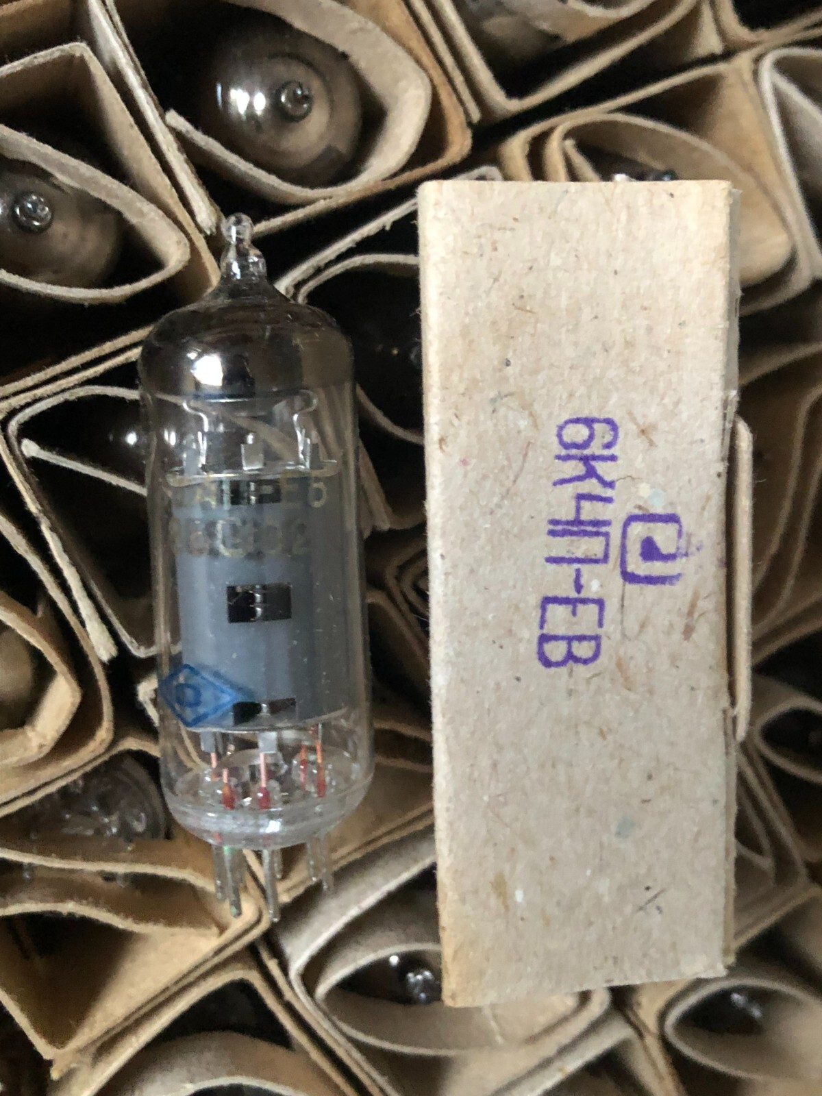 50x  6K4P-EV / EF93 / 6BA6 / W727 (NEW, NOS, OTK) from old stock