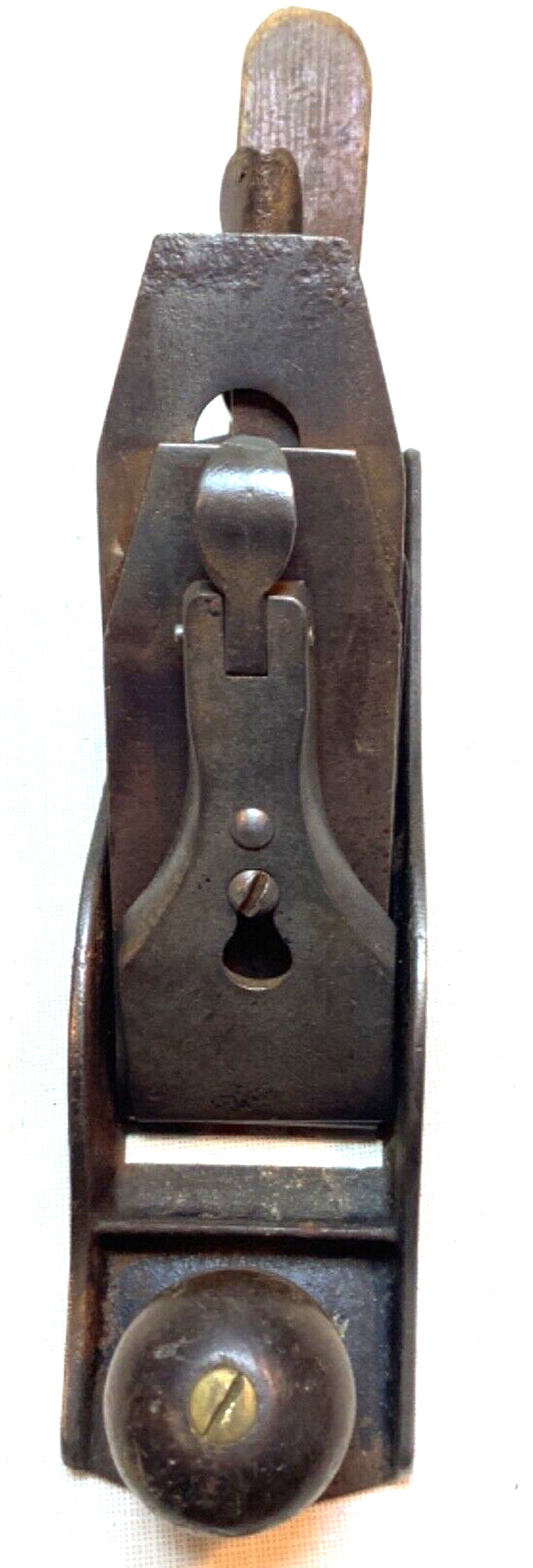 Undranded 9" woodworking plane with corrugated sole