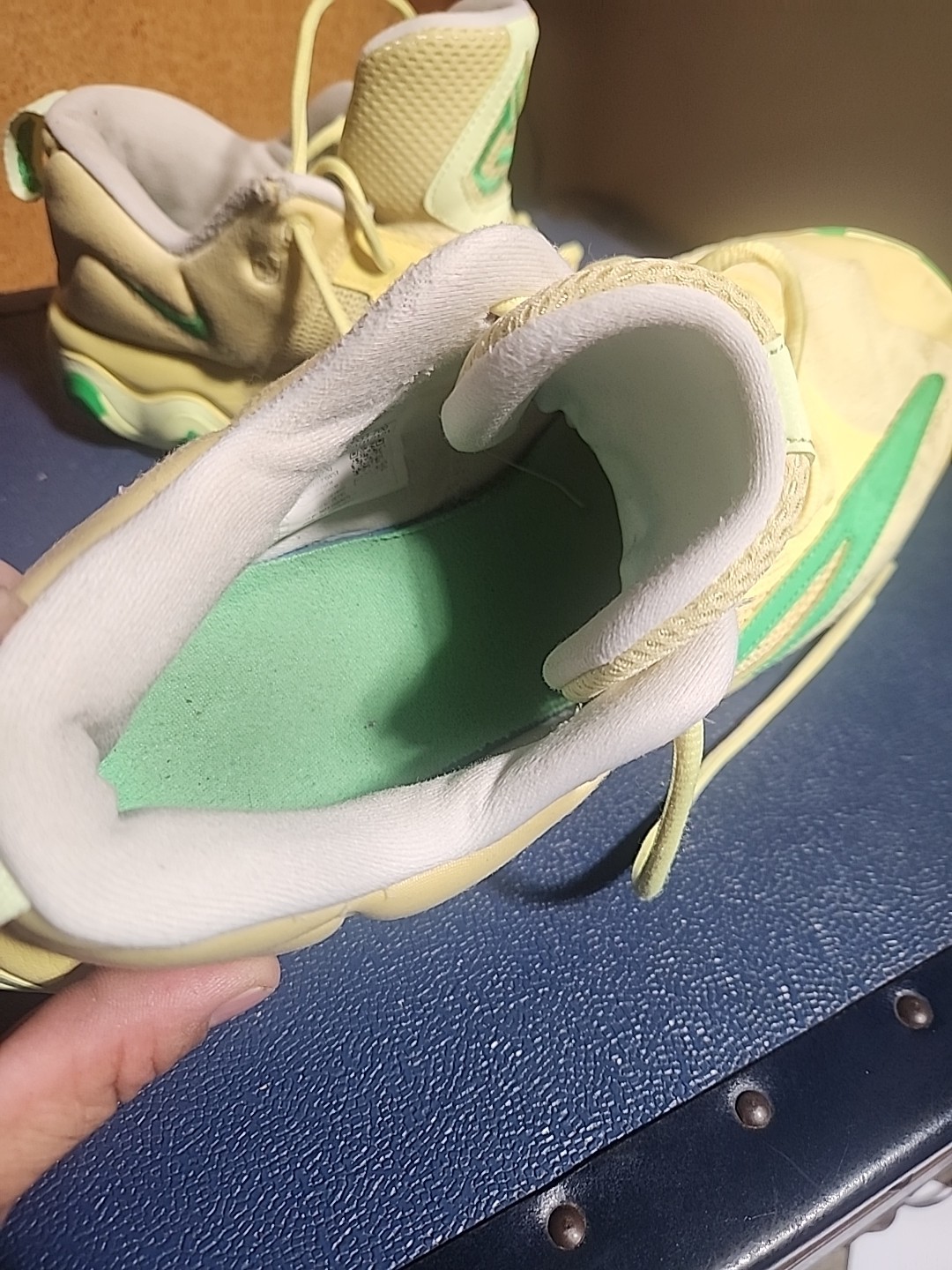 Nike Mens Giannis Immortality 3 Basketball Shoes Yellow/Green Size 11 .5