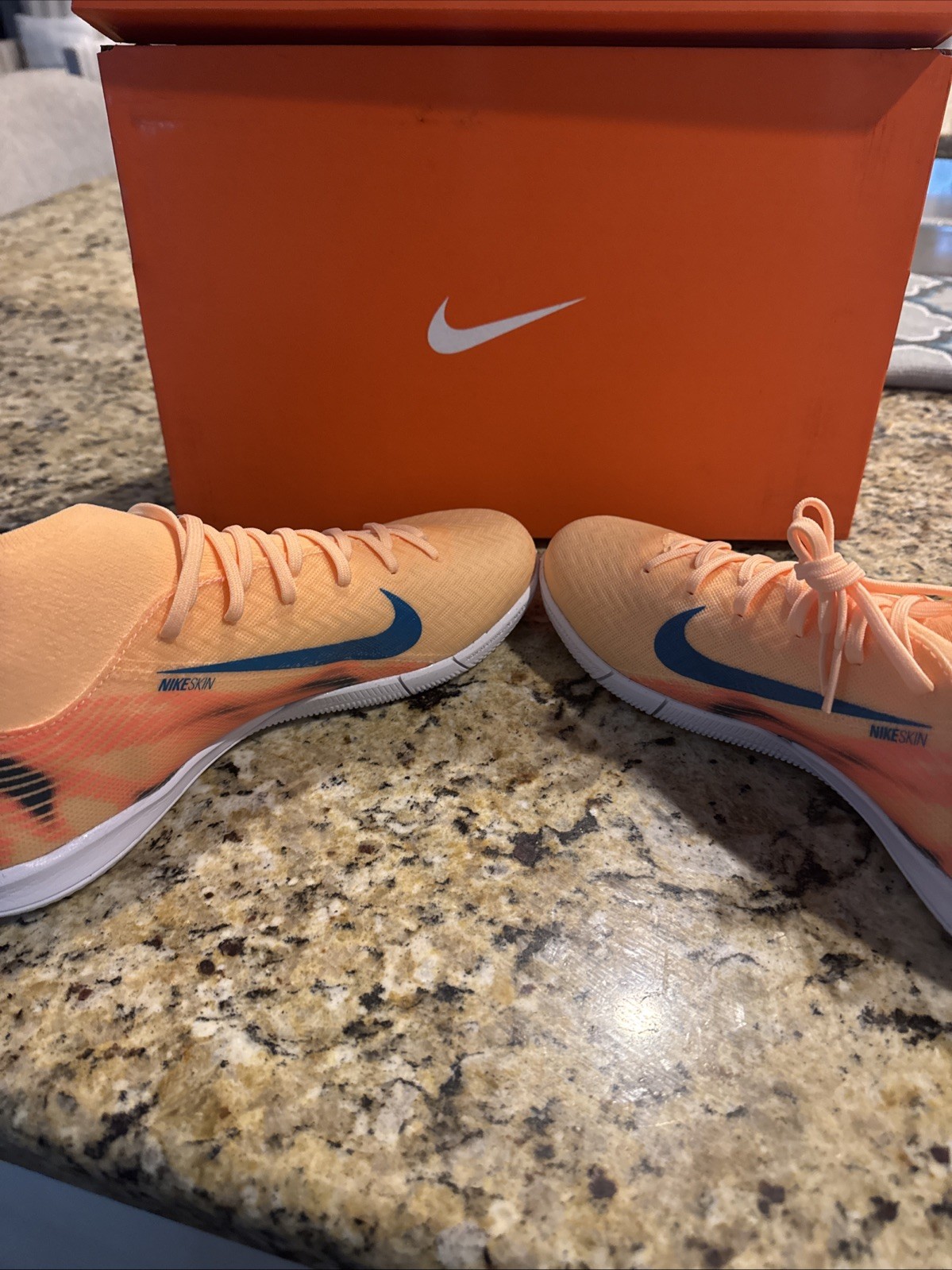 Nike ZM SUPERFLY 10 ACADEMY KM IC FQ8334-801 Indoor Soccer Cleats