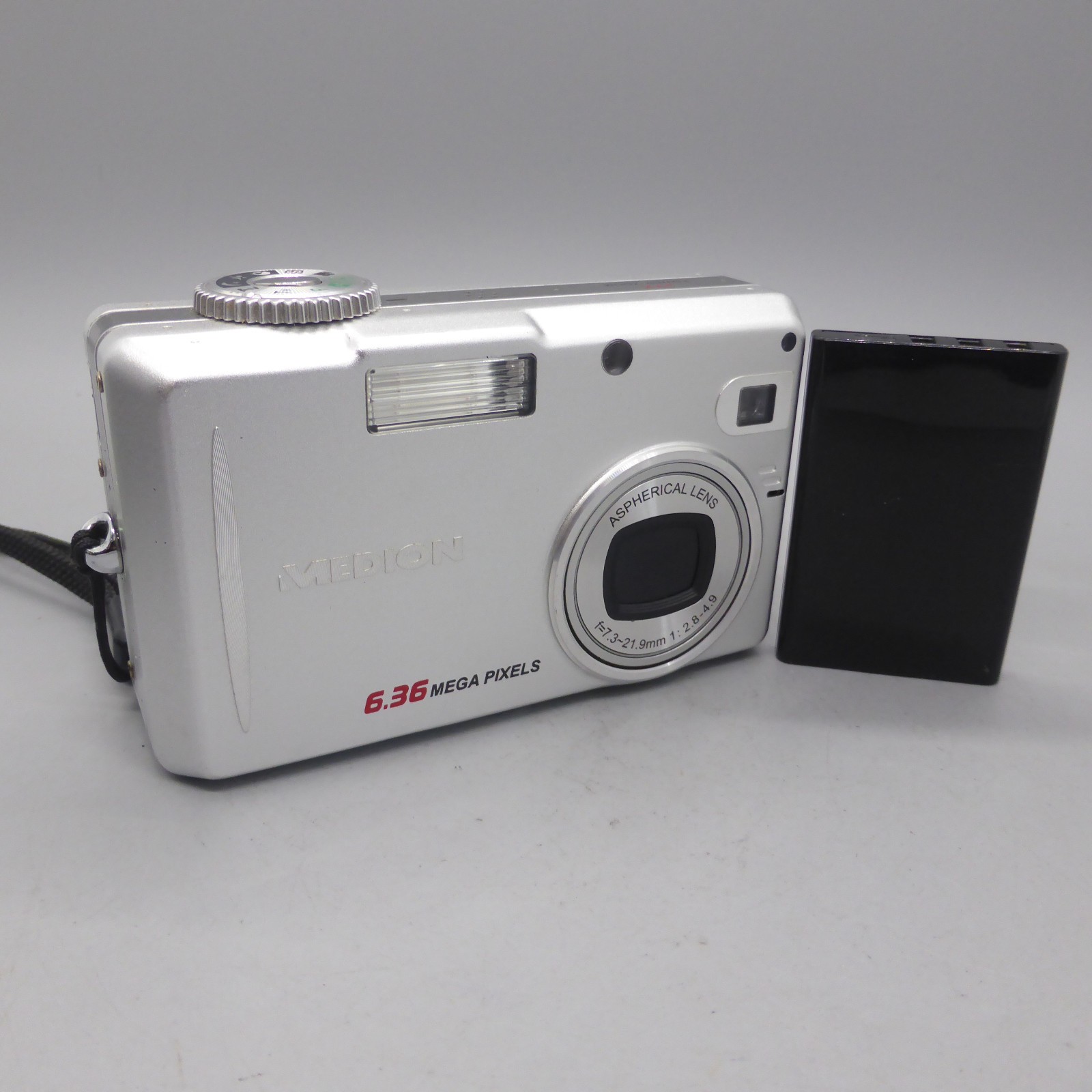 Medion Digital Camera MD41856 6.3MP Silver Tested