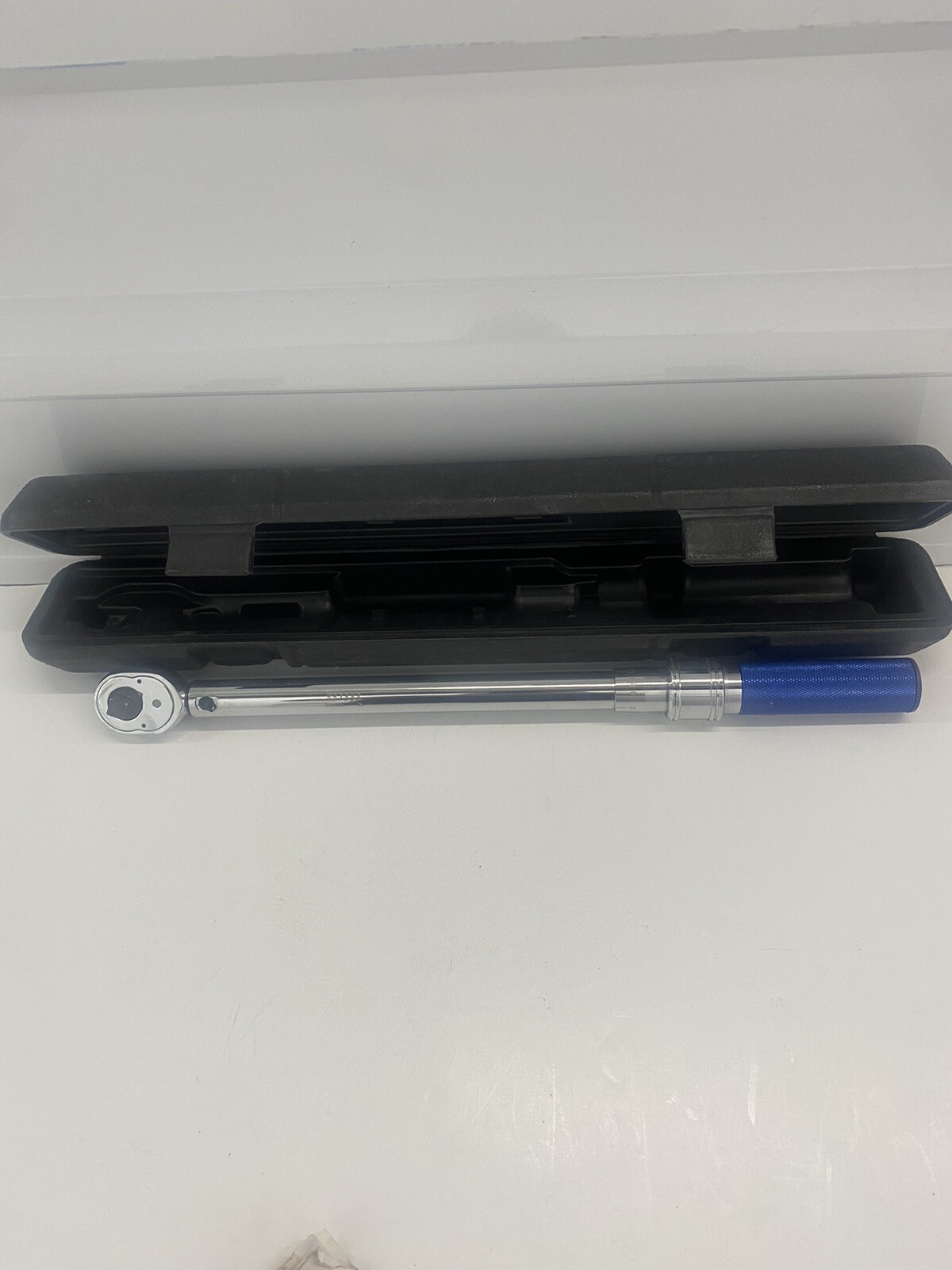 Kobalt 3/8 In. Drive Torque Wrench With Case Item 337333 20 Ft. To 100 Ft. Lbs.