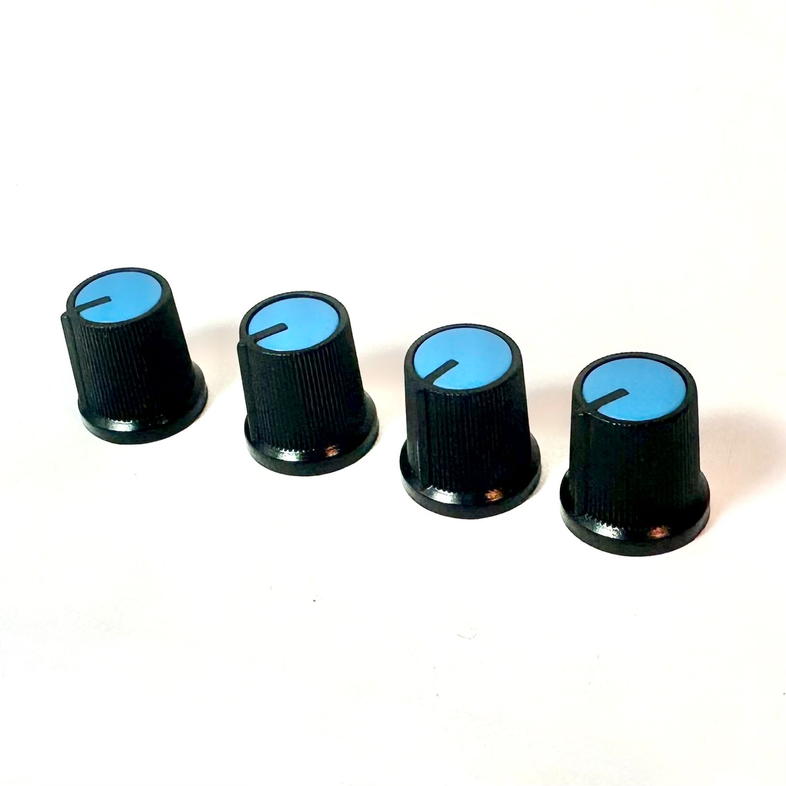 Set of 4 Blue Control Knobs Fits Boss DD-3 DD-5 DD-6 DD-7 Delay Guitar Pedals