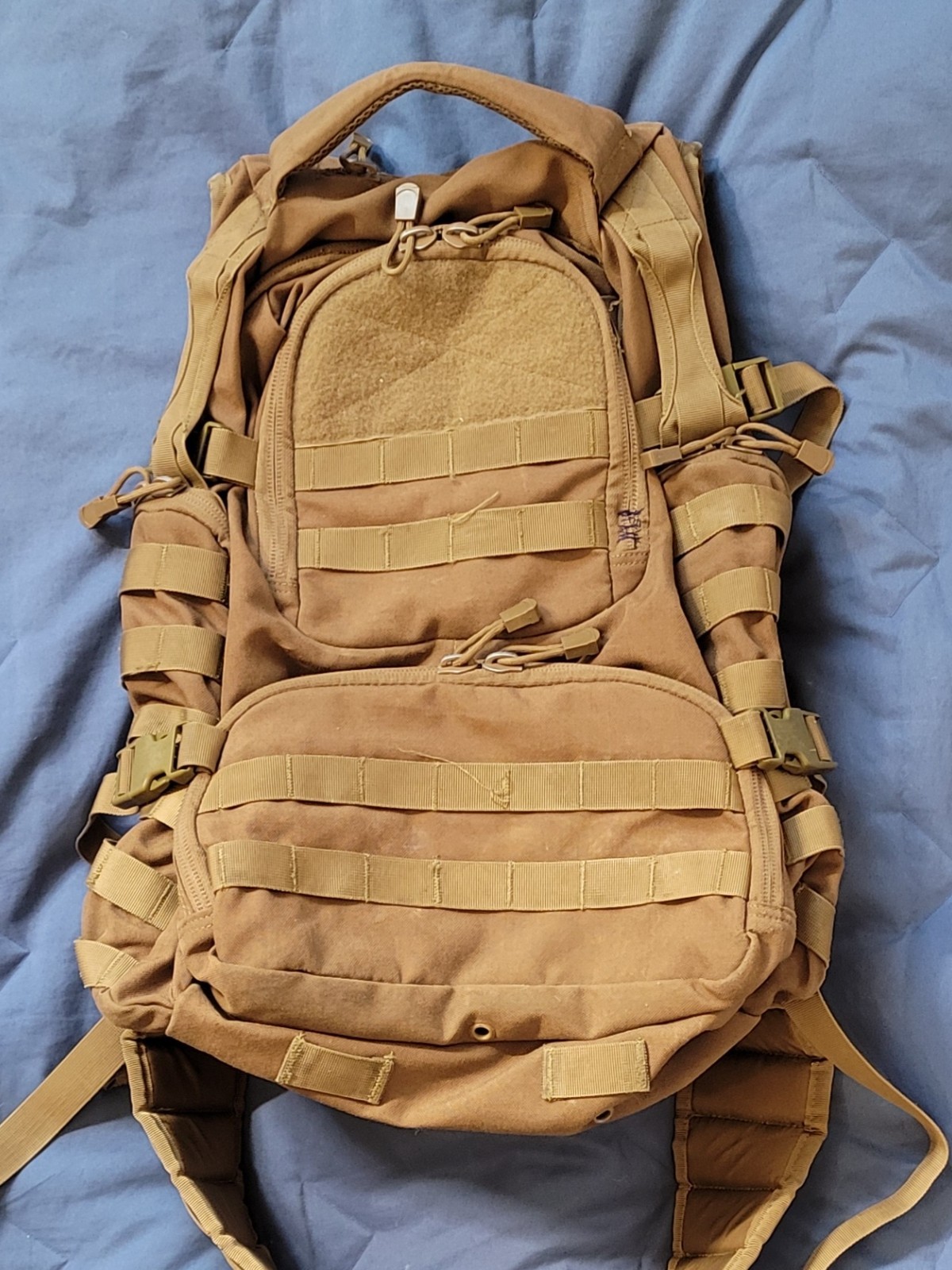 Coyote Brown Molle Urban Medium Rucksack *flaw* (SEE DESCRIPTION)