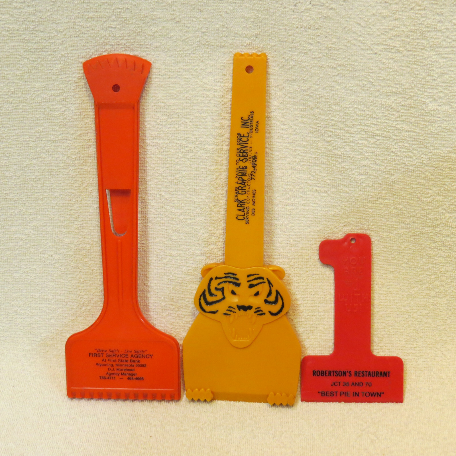 Vtg 1960s/70s Ice Scraper LOT Advertising Minnesota/Iowa - No Area Codes - FUN!