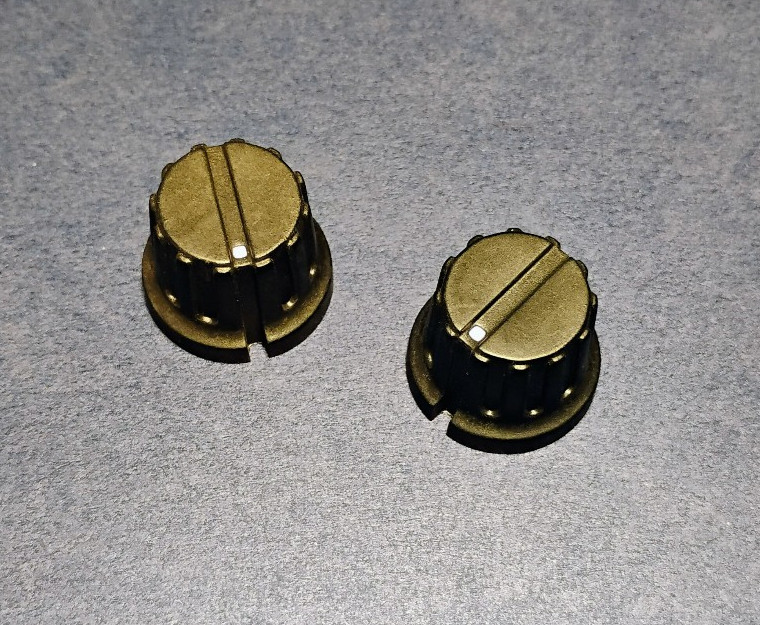 NEW PAIR of Phenolic PN-8E (PN-38C) Radio Knobs 1/4" Shaft (6.4mm). USA Seller.