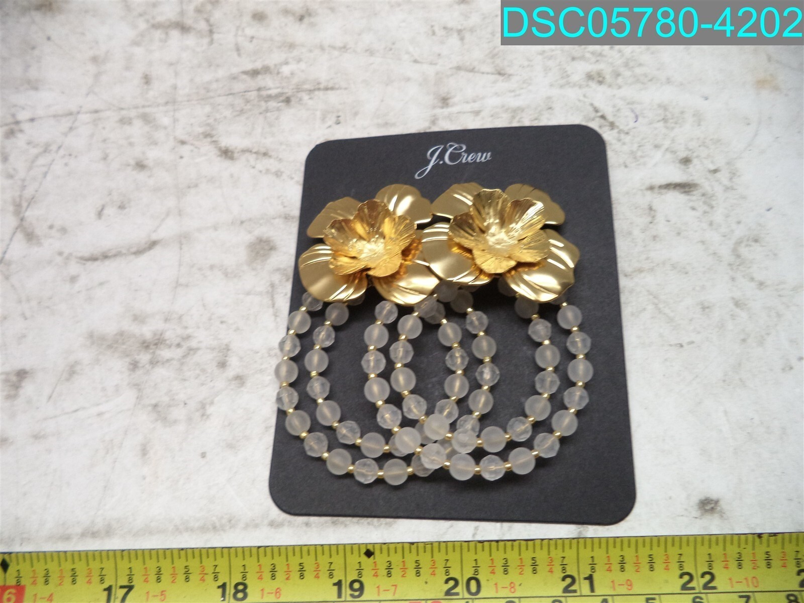 J.Crew Flower Hoop Earrings NA6445 AS474 099106018936