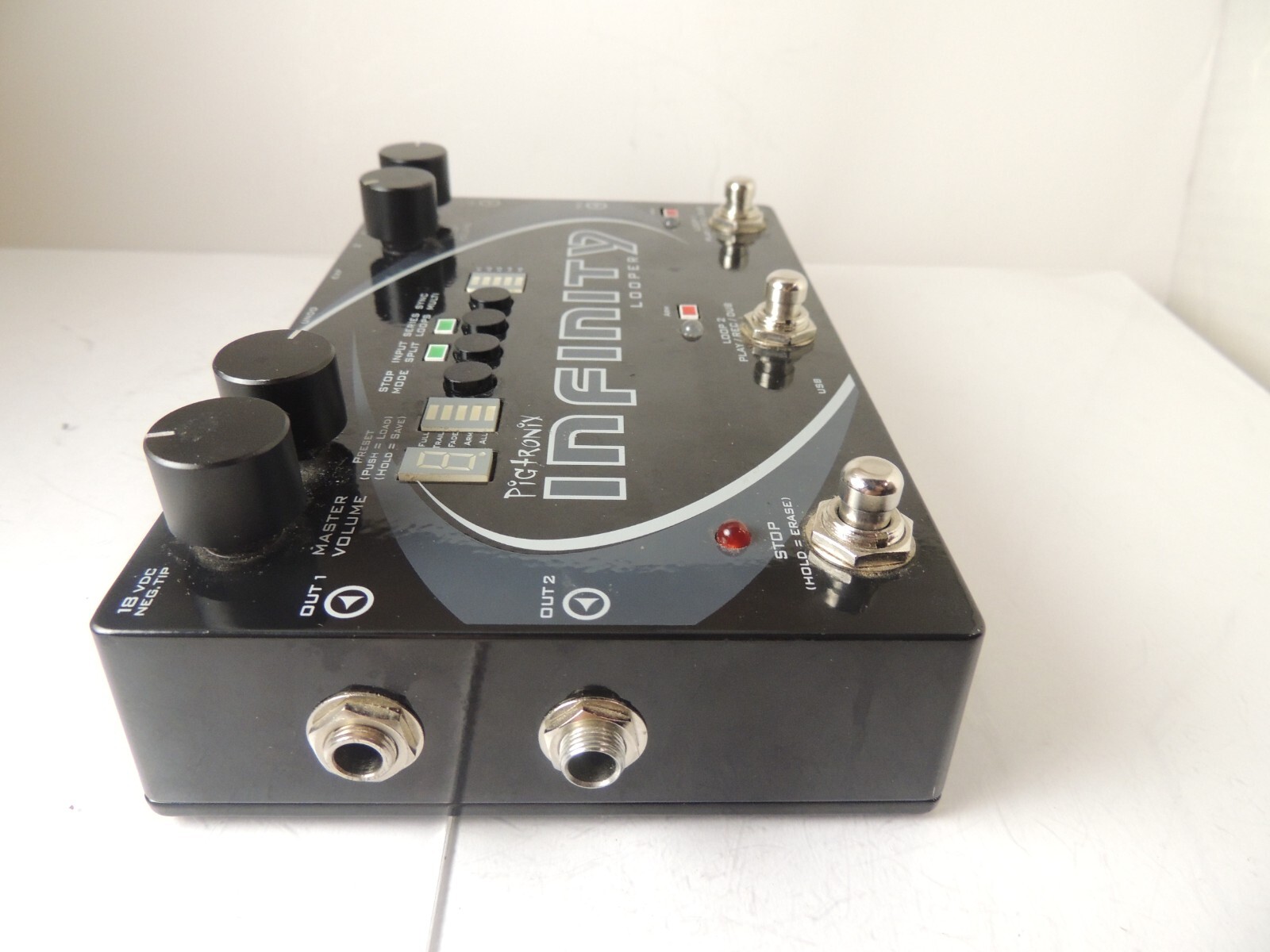 Pigtronix Infinity Looper Effects Pedal w/Remote Switch Version 1 V1 Original