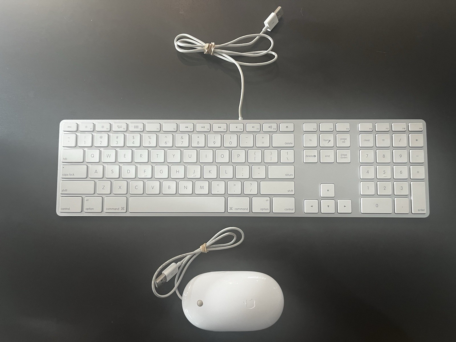 Apple White Aluminum USB Wired Keyboard A1243 and Apple wired Mouse A1152