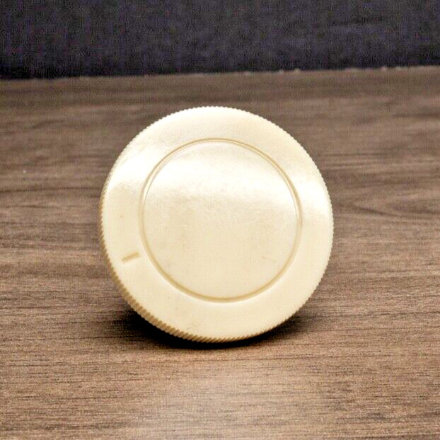 Midcentury  RCA  / RADIOLA Radio Knob 1930s- 40s Plaskon 1pc 1/4" D Shaft