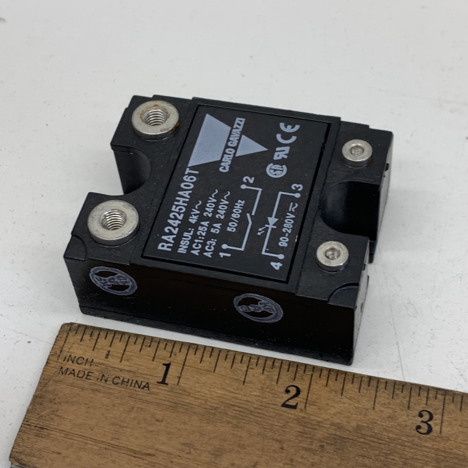 Carlo Gavazzi RA2425HA06T Solid State Relay *Missing Contact Screws*