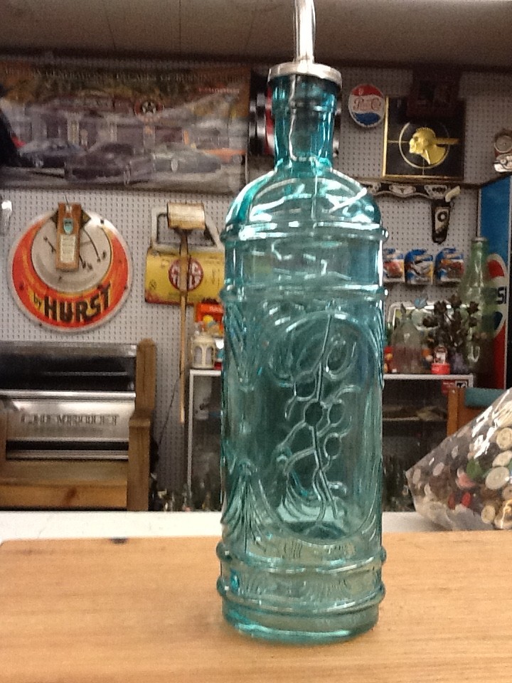 Couronne Co. Olive Oil Dispenser Bottle Blue Grapes- Vinegar Dispenser Bottle