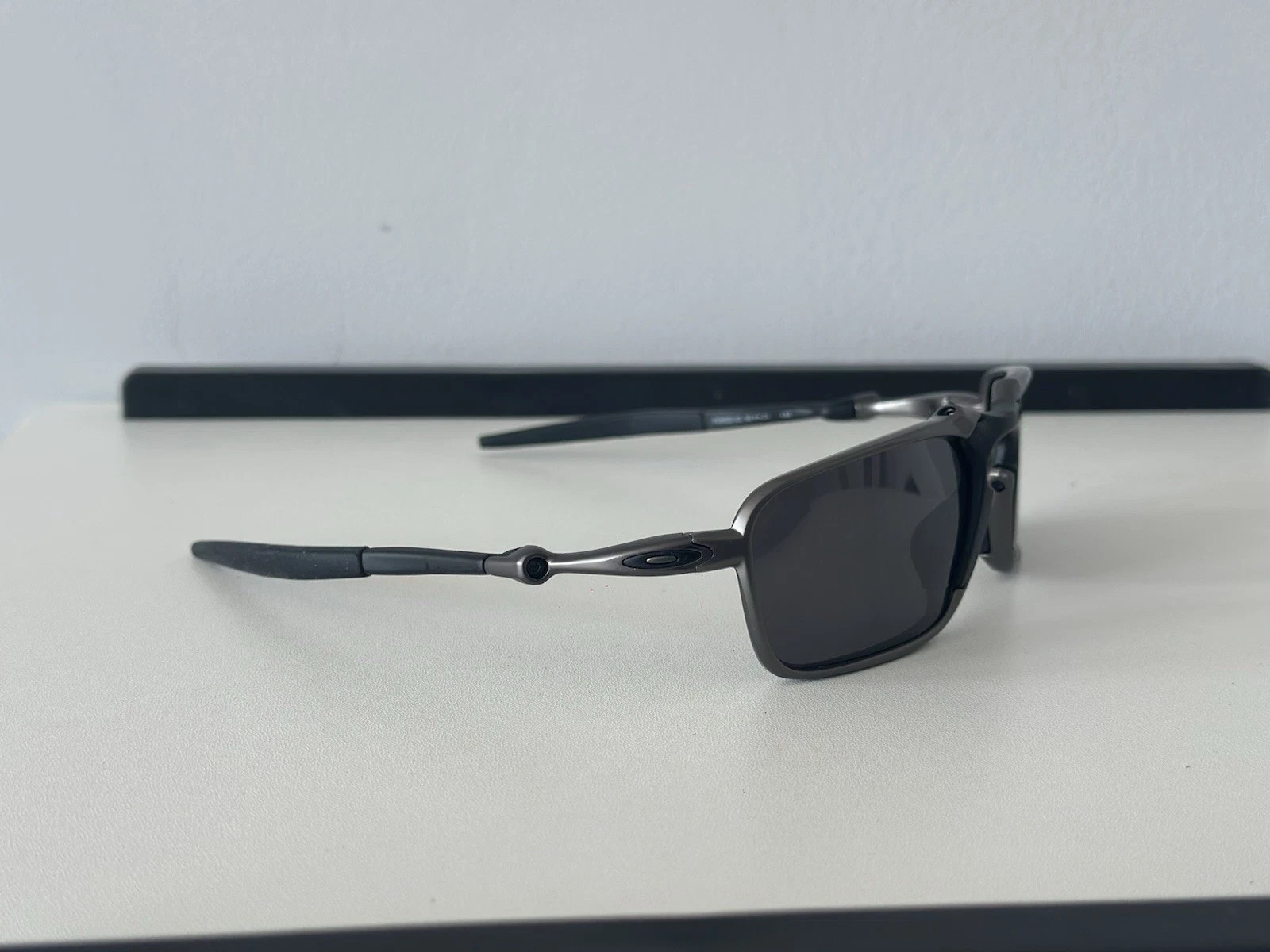 Oakley Badman Sunglasses Metal Frame Black Lens Polarized