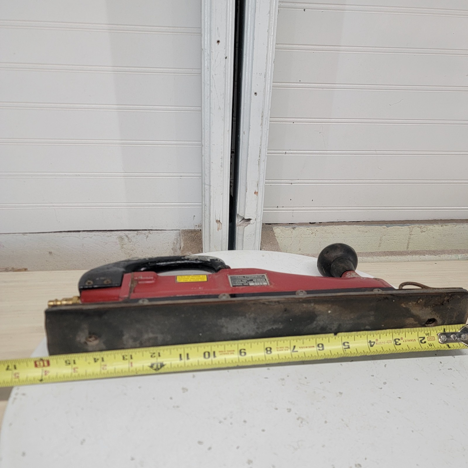 Central Pneumatic 280 Straight Line Air Sander Tested Working Long Board