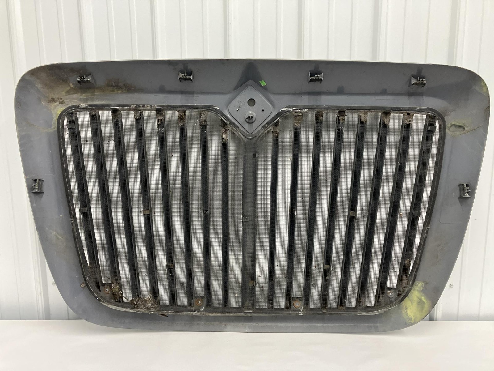 2007-2020 International RH Grille - Used