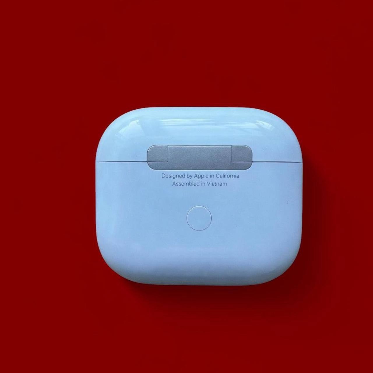 Apple AirPods (3rd generation)