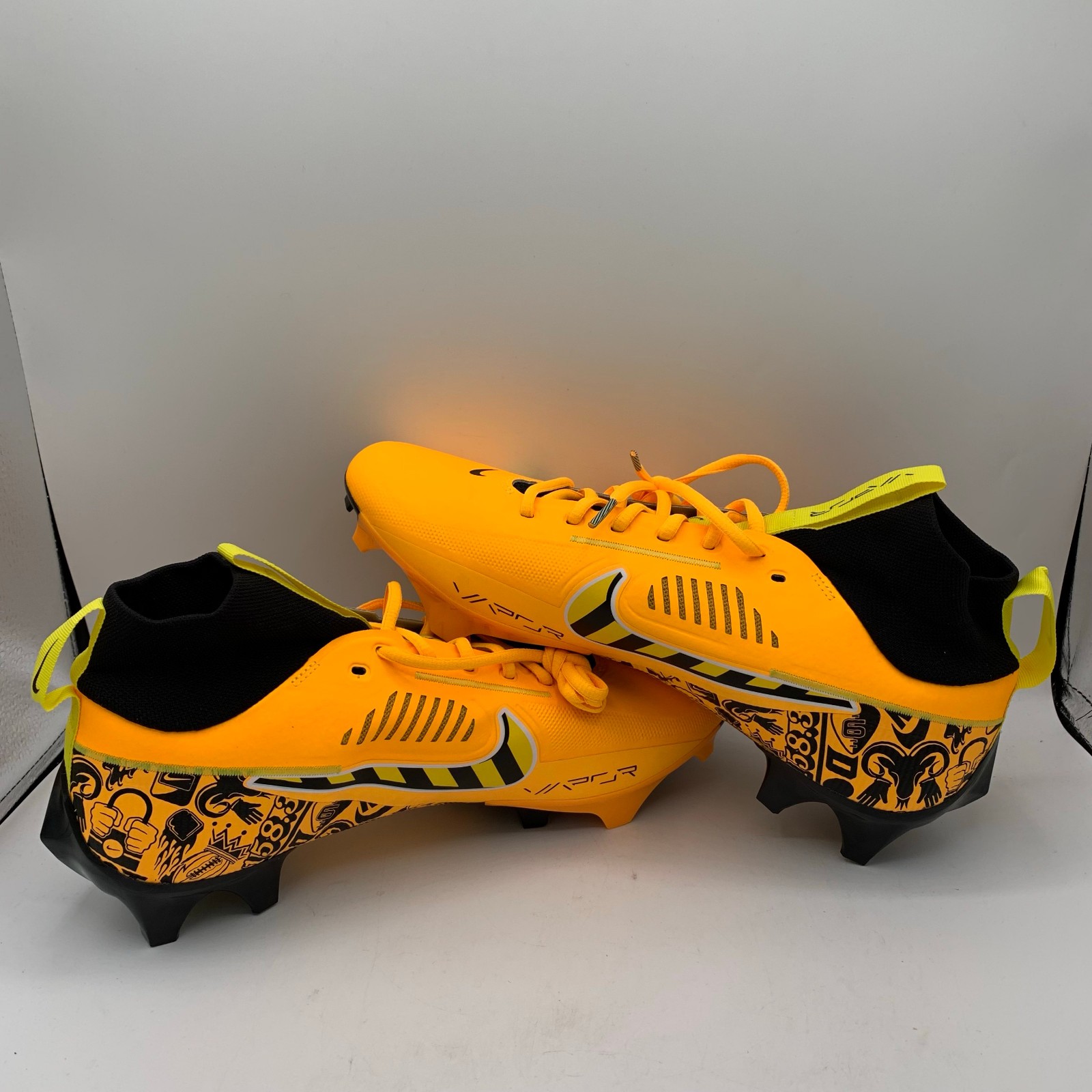 Nike Vapor Edge Pro 360 2 Football Cleats Men's Size 8 Laser Orange Black NRG