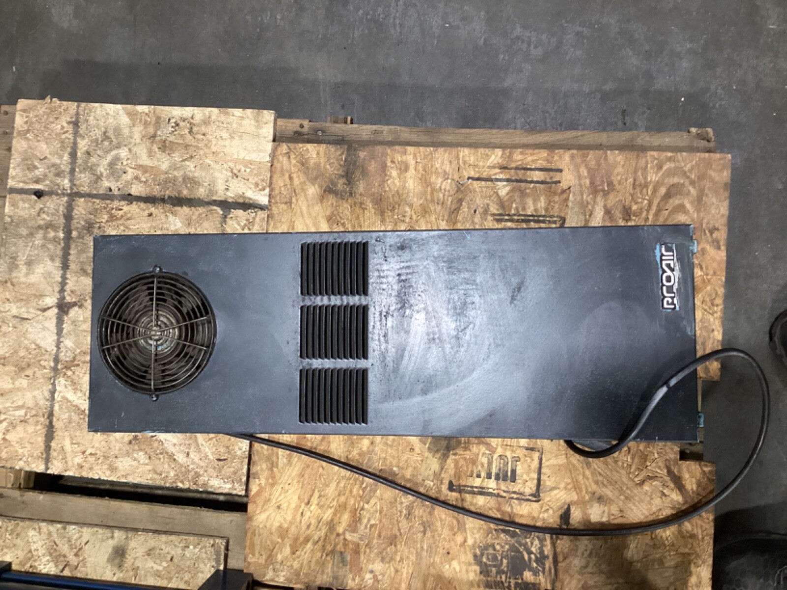 Proair Electronic Enclosure Heat Exchanger Climate Controller 115vac #102E64PR6