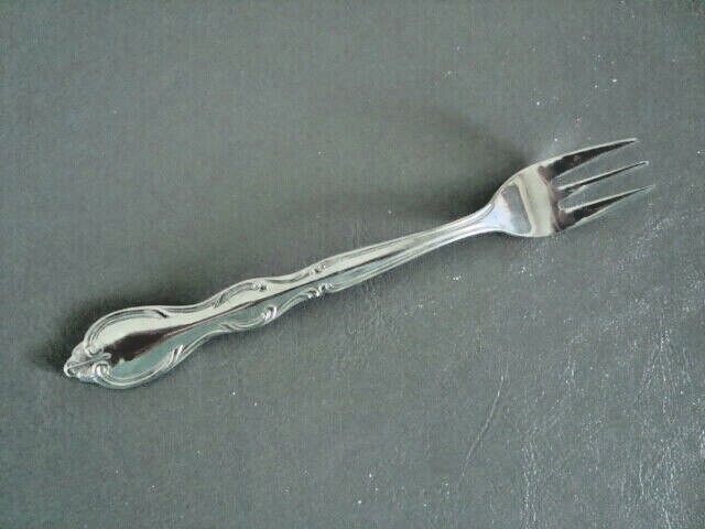 Youth size Fork   NEW  Supreme by Towle