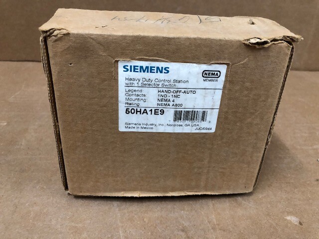 SIEMENS 50HA1E9 HEAVY DUTY CONTROL STATION W/ 1 SELECTOR SWITCH LEGEND: HAND-OFF