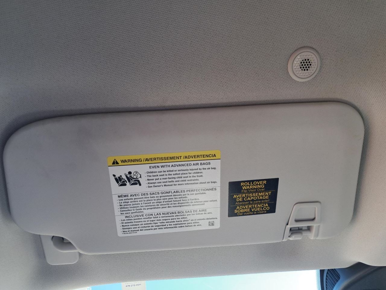 ESCAPE 2022 Glove Box 4894431