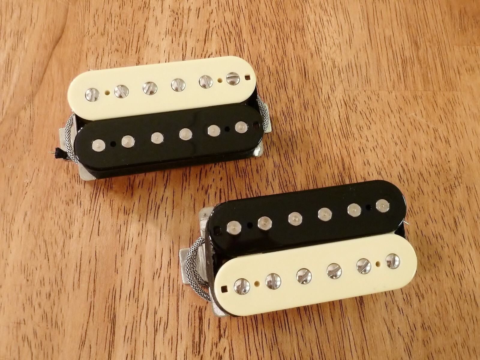 THE CONCEPT CUSTOM HOT HUMBUCKER PICKUP SET ZEBRA ALNICO 5 AND 2 MAGNETS