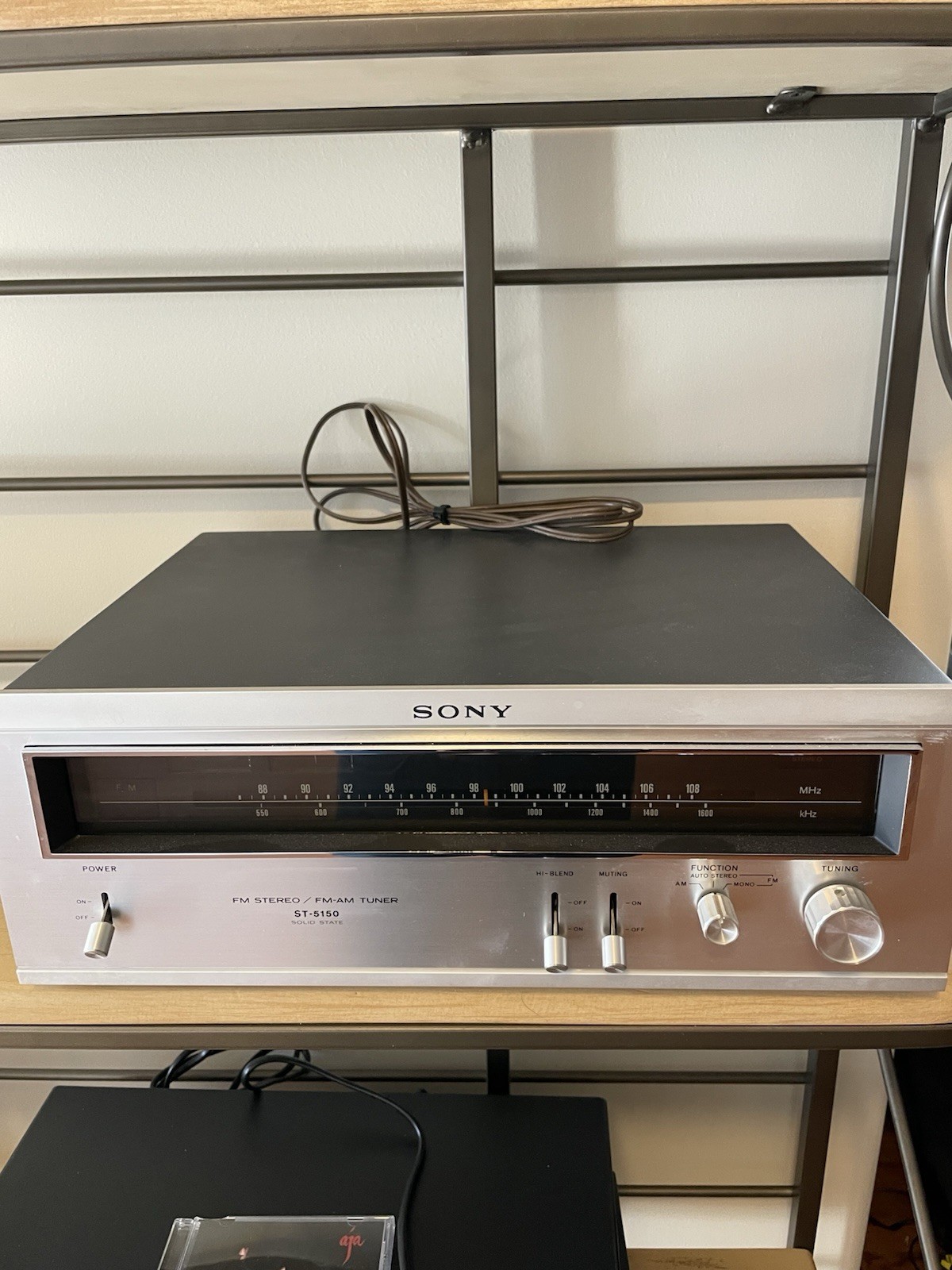 1970’s sony st-5150 Vintage Stereo Tuner