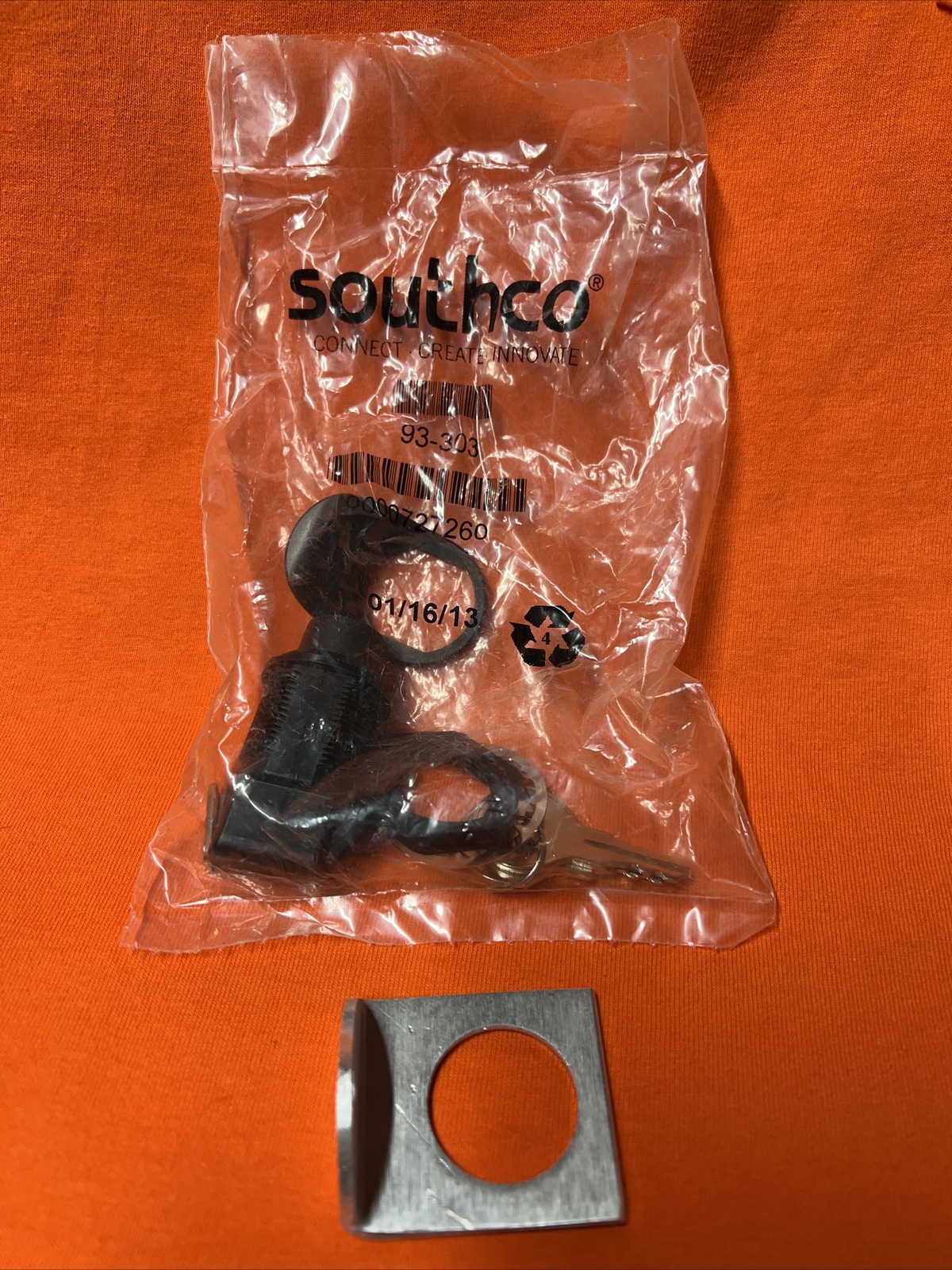 Southco Keylocking Flush/Knob Latch 93-303 With Custom Aluminum Bracket
