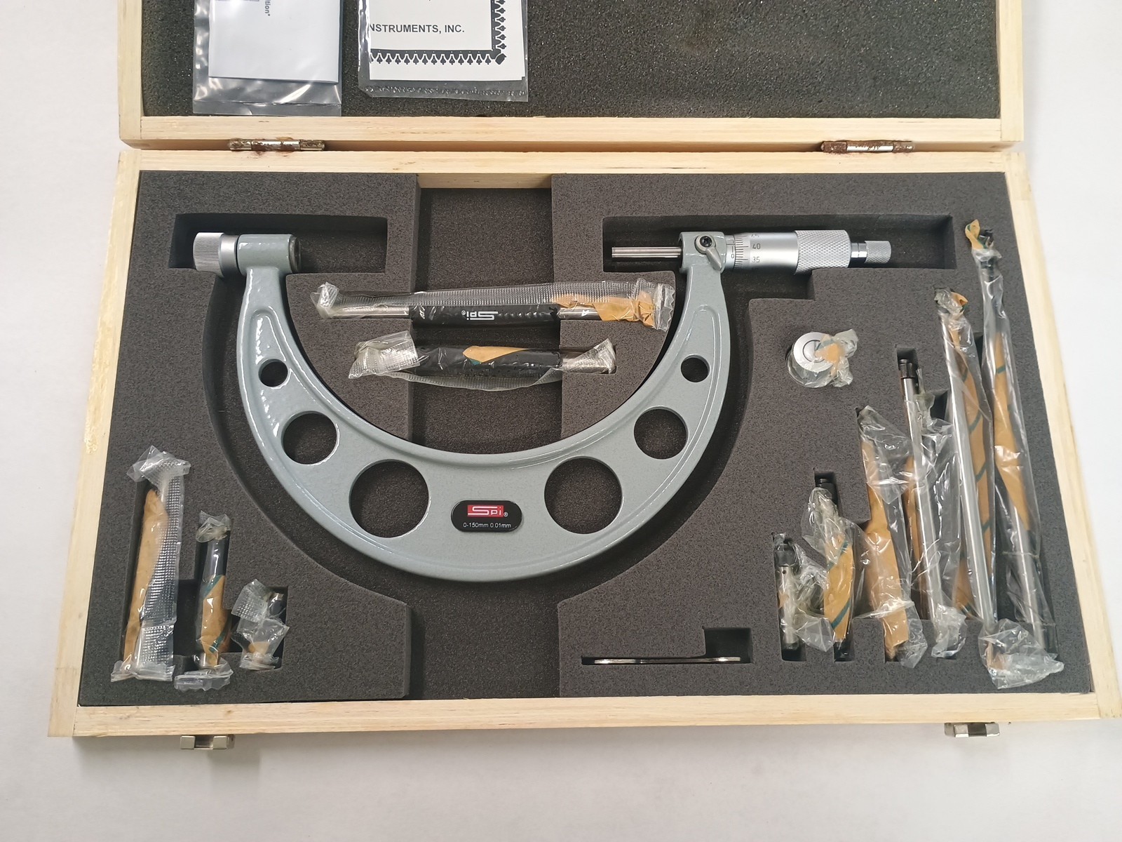 SPI 14-060-8 Micrometer w/ Interchangeable Anvils Outside 0-150mm
