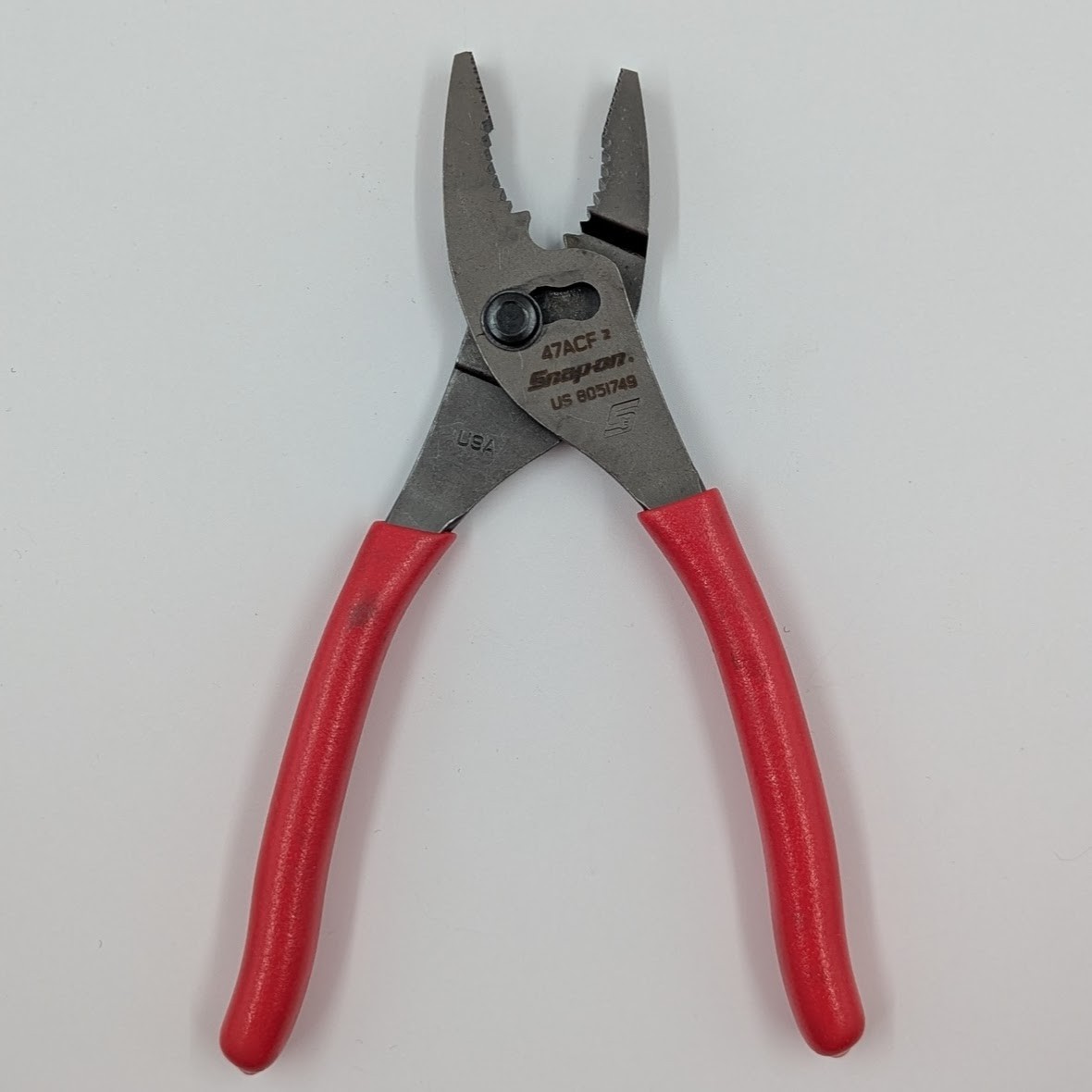 NEW Snap-on Tools 7" Long Nose Pliers 3 Slip Joint Talon Grip LN46ACF | Red