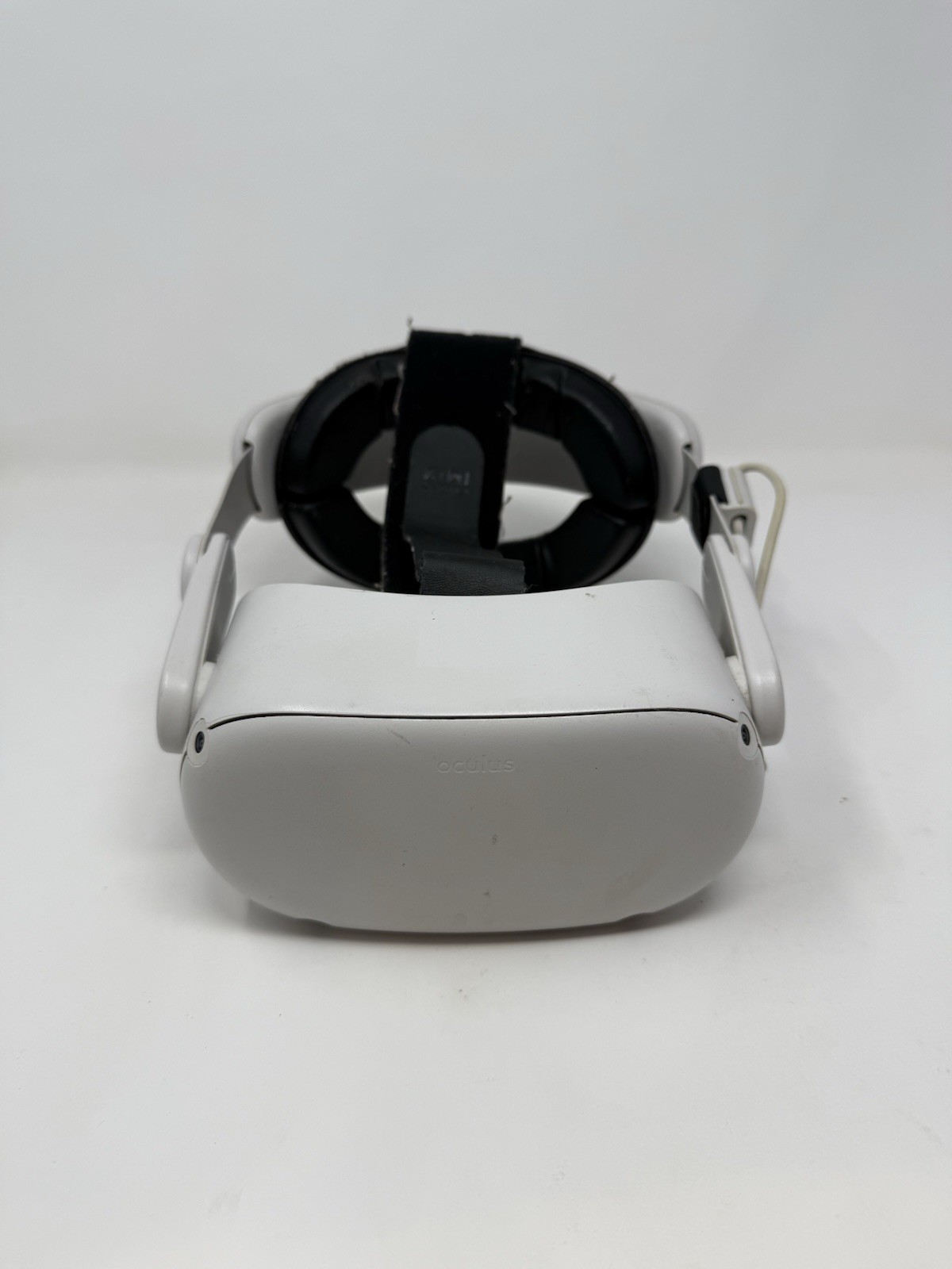 GENUINE Meta Oculus Quest 2 VR HEADSET ONLY FOR PARTS - No Controller