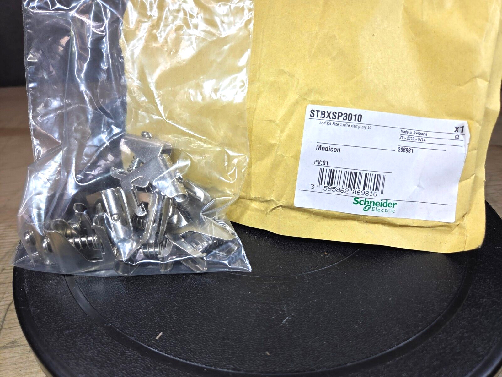 Schneider Electric STBXSP3010 QTY10 SHD KIT SIZE 1 WIRE CLAMP FAST SHIP!💨✅