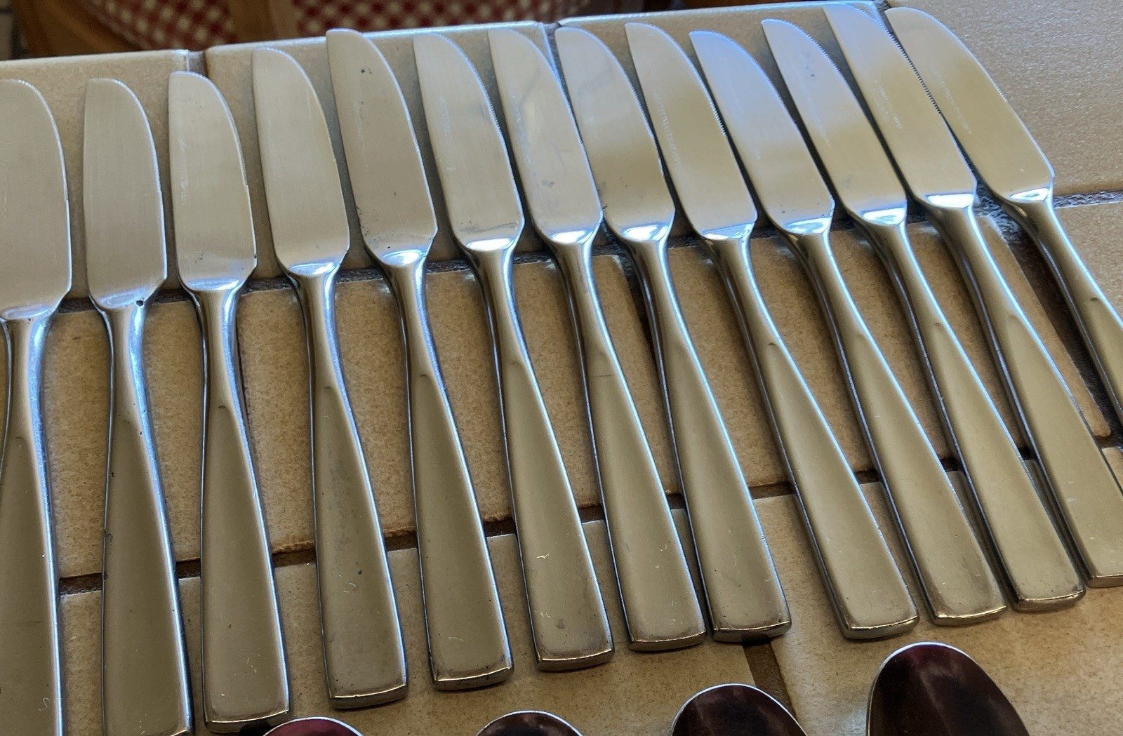 ROGERS ALLISON STAINLESS FLATWARE 39 PIECE SERVICE FOR 7 & EXTRAS