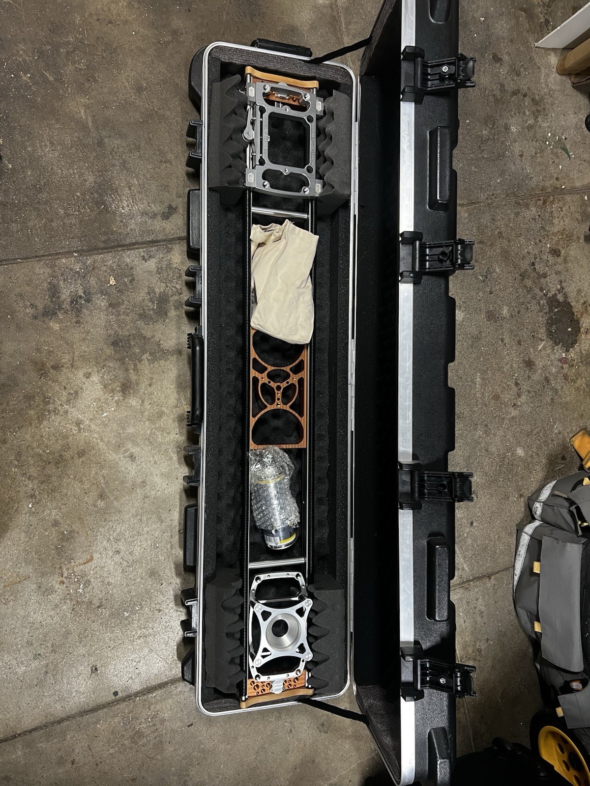 MYT Works Camera Slider 4ft with Accessories and Hard Case