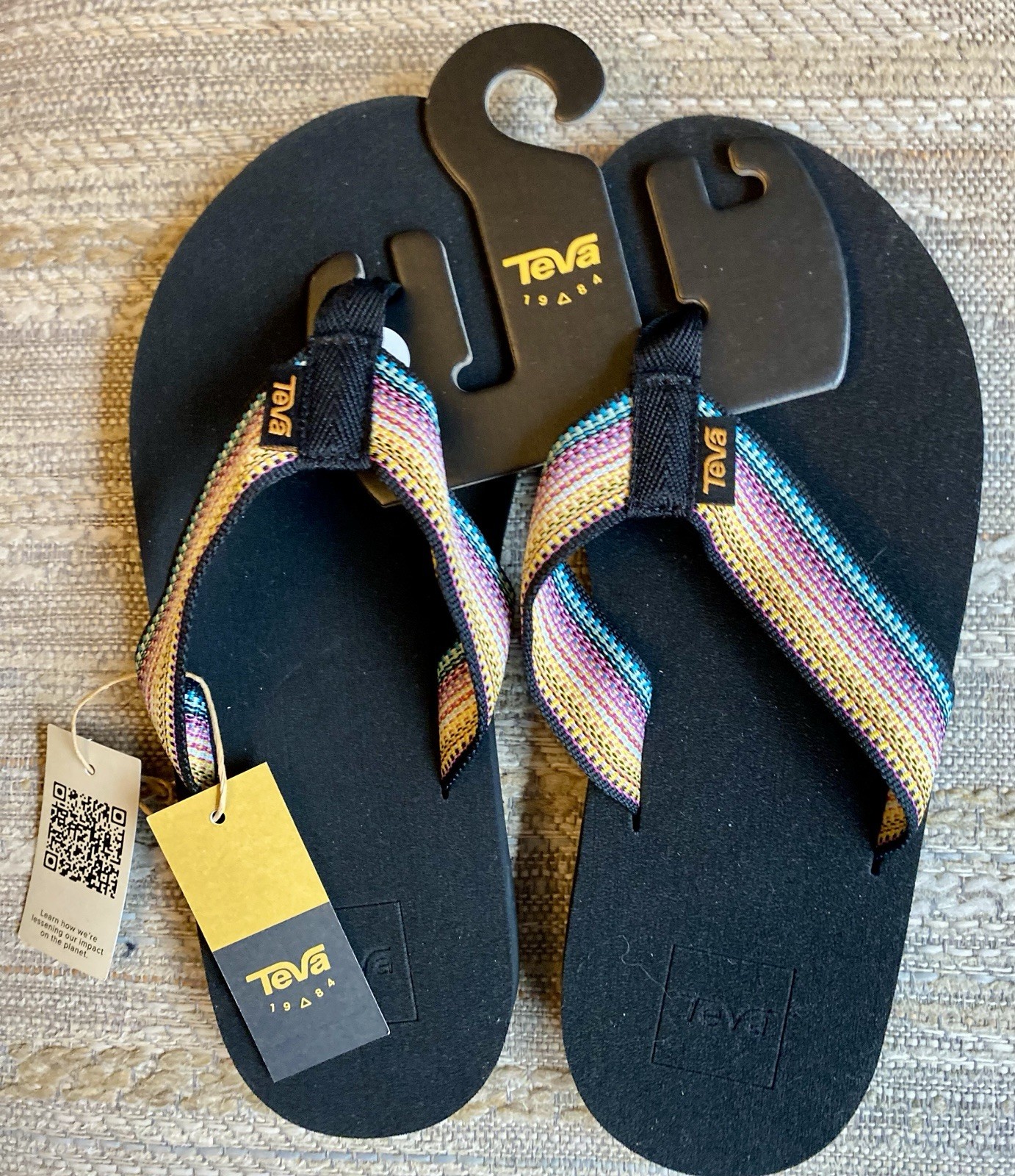 Teva-Sandals-Mush II-Flip Flop-Multicolor-Youth sz 5 (big kids) -SN 1093656Y-NEW