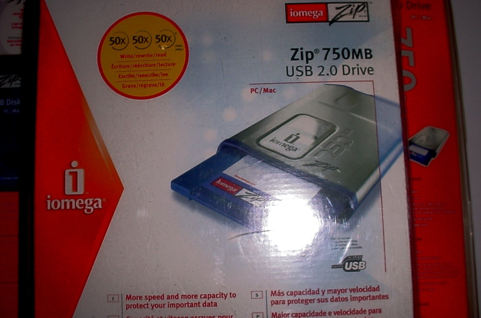 Iomega Zip 750MB USB 2.0 Drive - External
