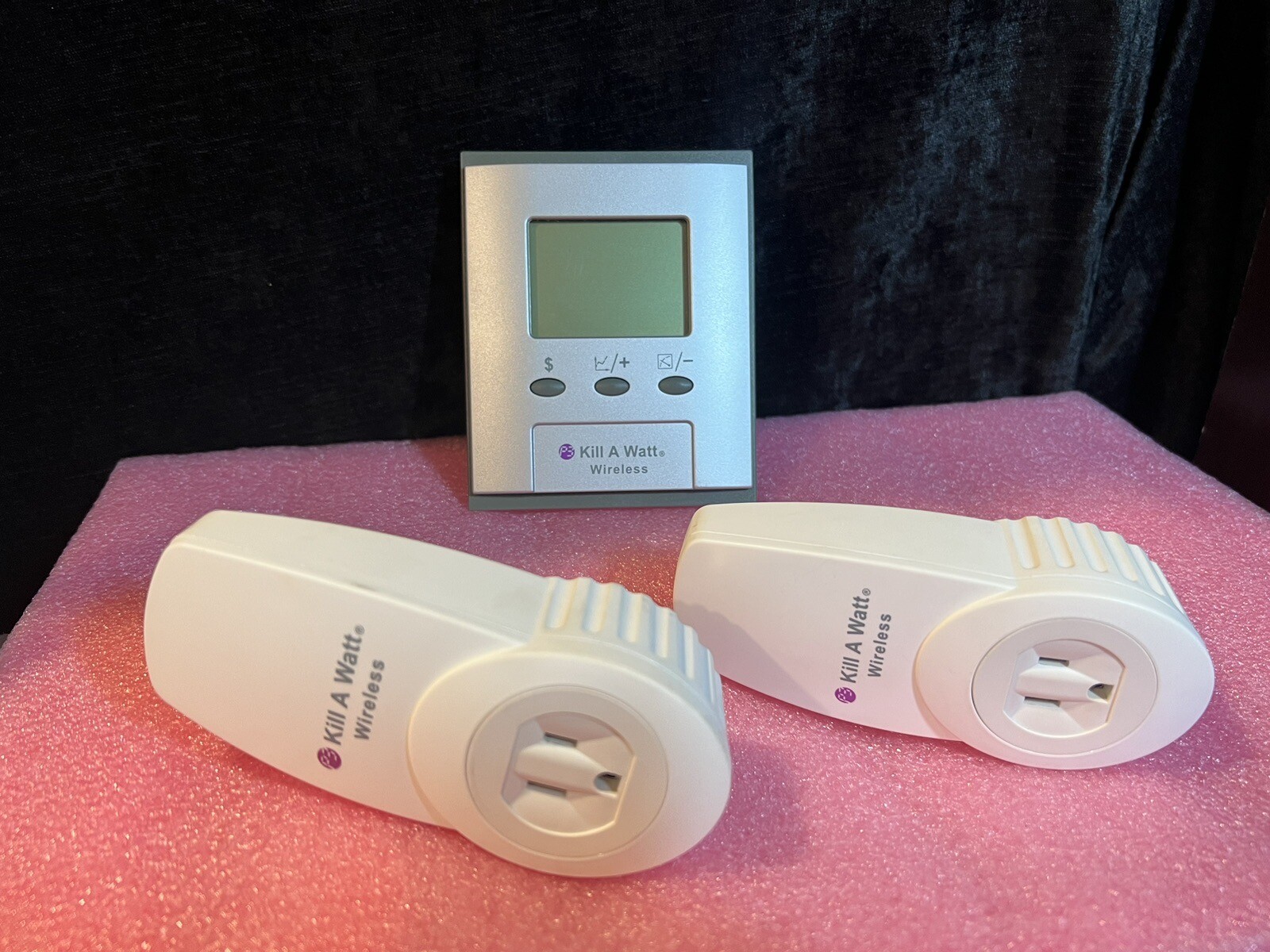 P3 International P31-p4200 Kill A Watt Wireless Display And 2 P4220 Sensors
