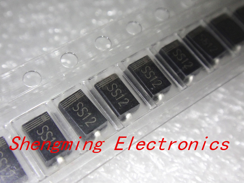 100PCS SS12 1N5817 1A 20V SMA Schottky diode DO-214AC IN5817