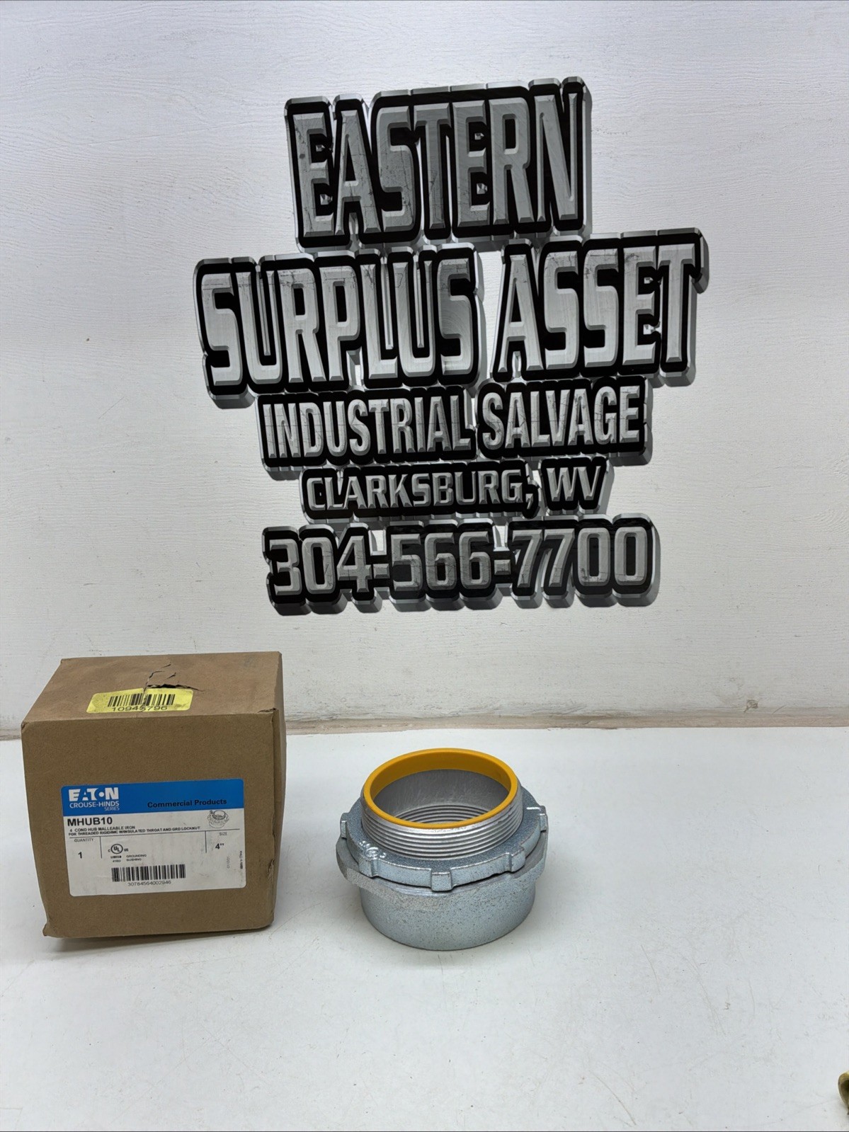 Eaton MHUB10 4” Malleable Iron Conduit Hub NIB